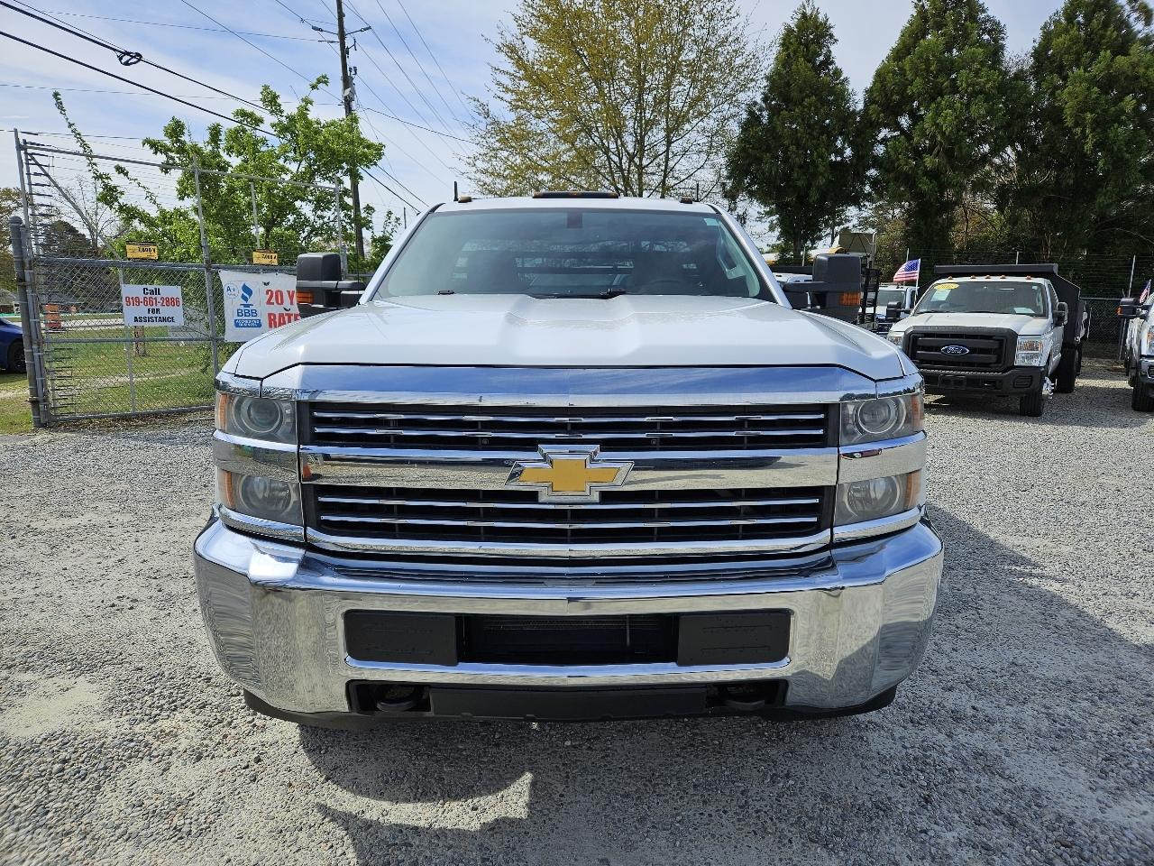 Chevrolet Silverado 3500HD 4WD Reg Cab 133.7" DRW LT 2015