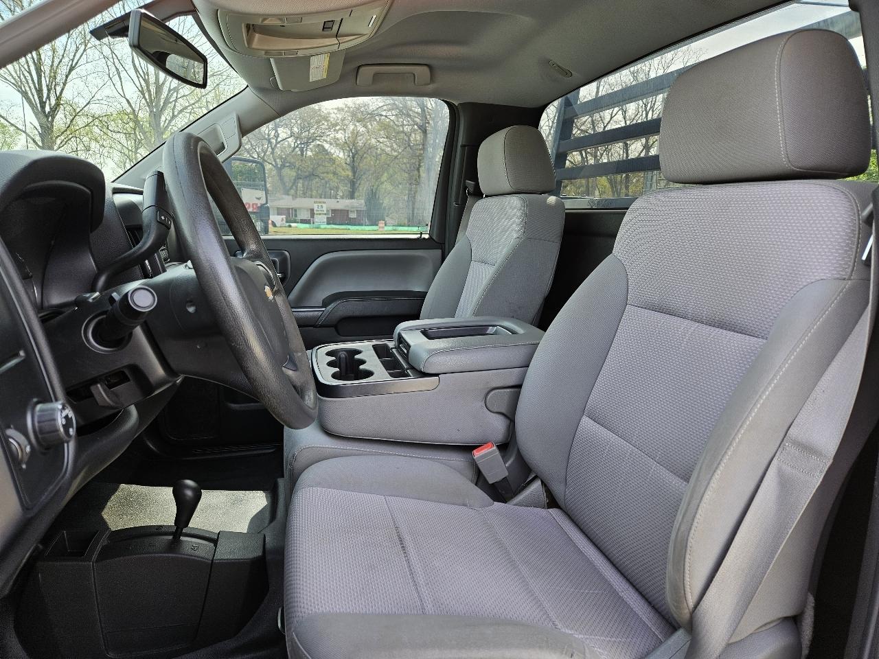 Chevrolet Silverado 3500HD 4WD Reg Cab 133.7" DRW LT 2015