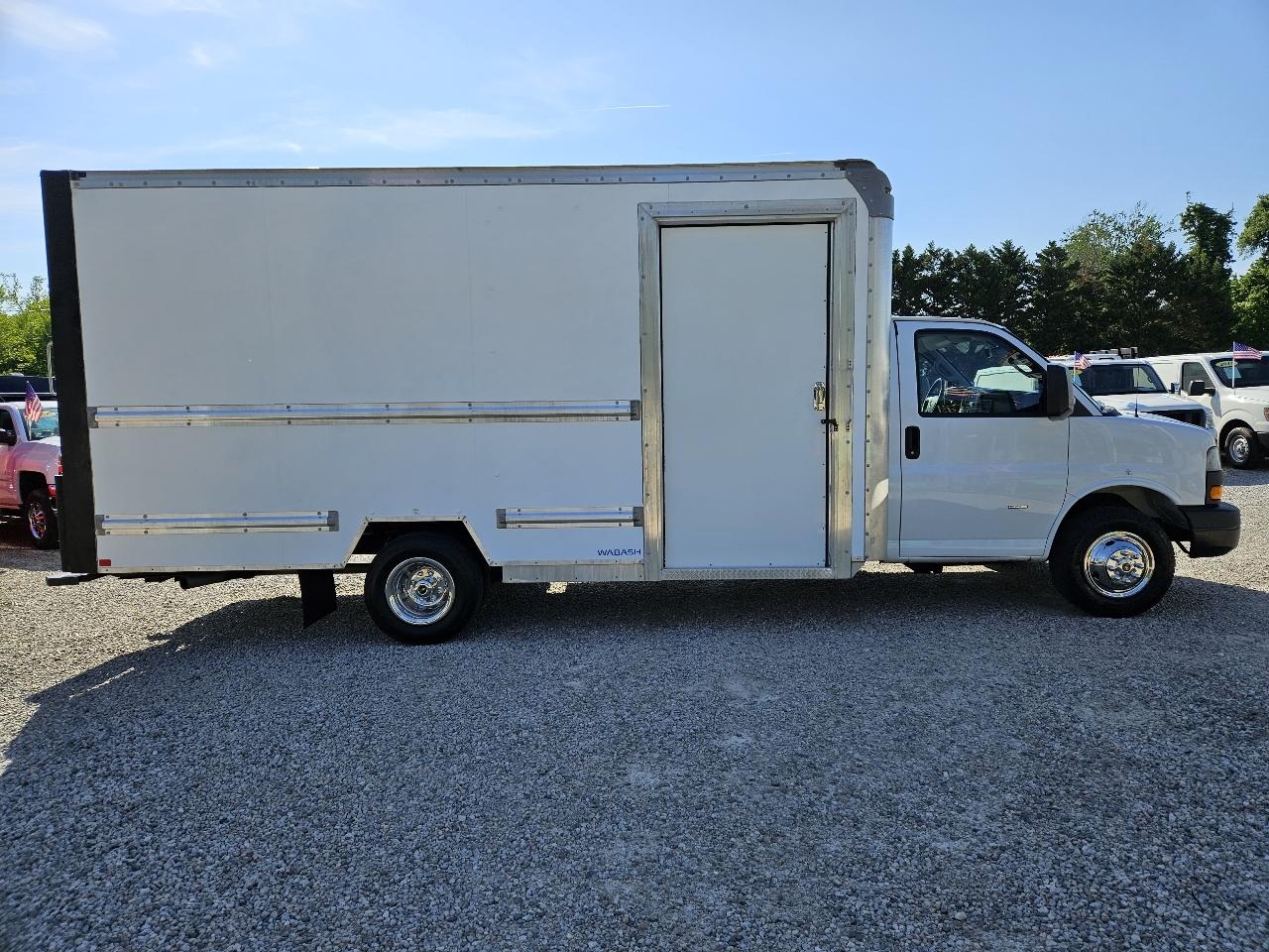 GMC Savana  2022