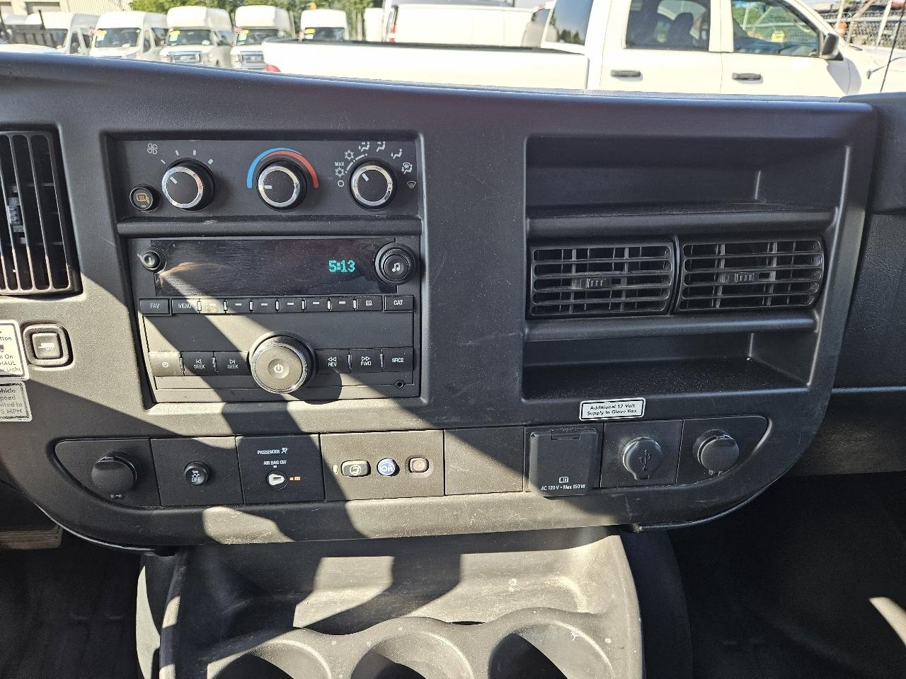 GMC Savana  2022