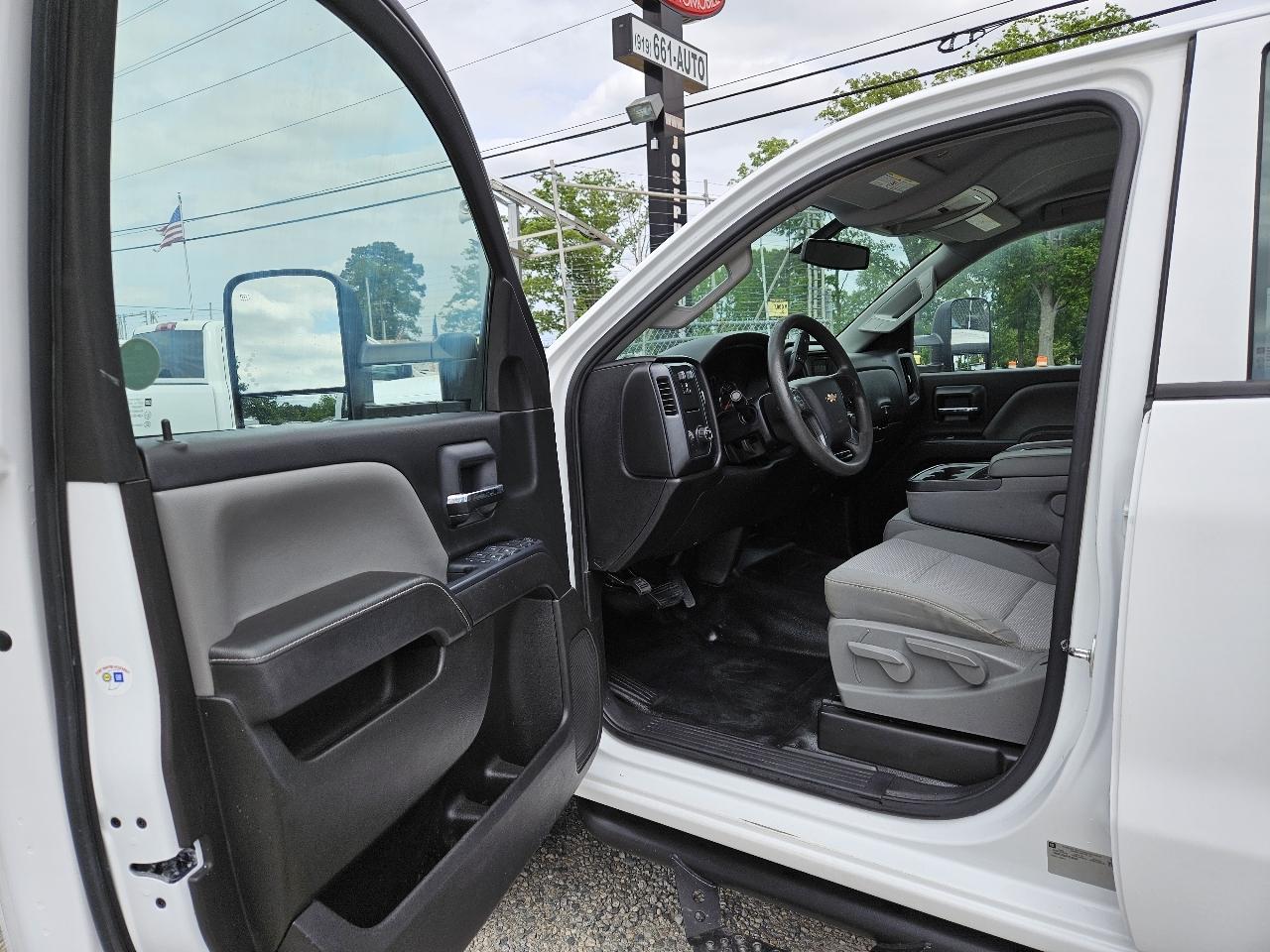 Chevrolet Silverado 2500HD  2015