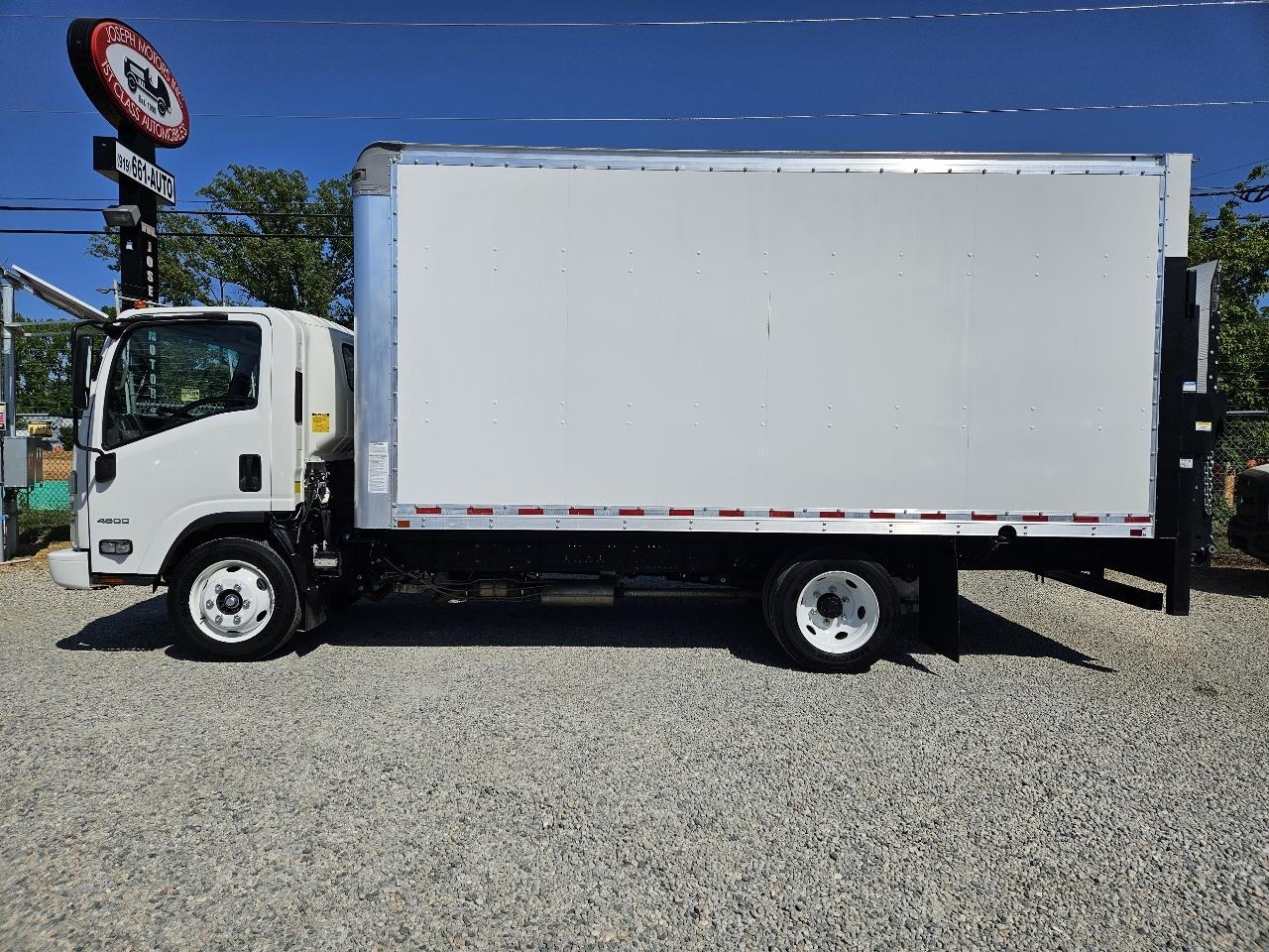 Chevrolet 4500 LCF Gas  2023