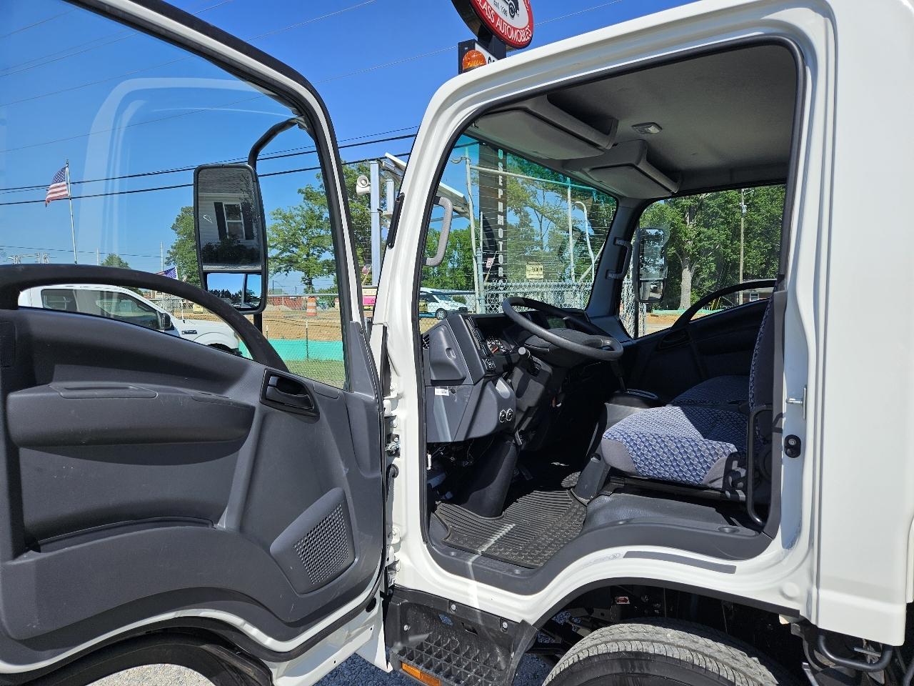 Chevrolet 4500 LCF Gas  2023
