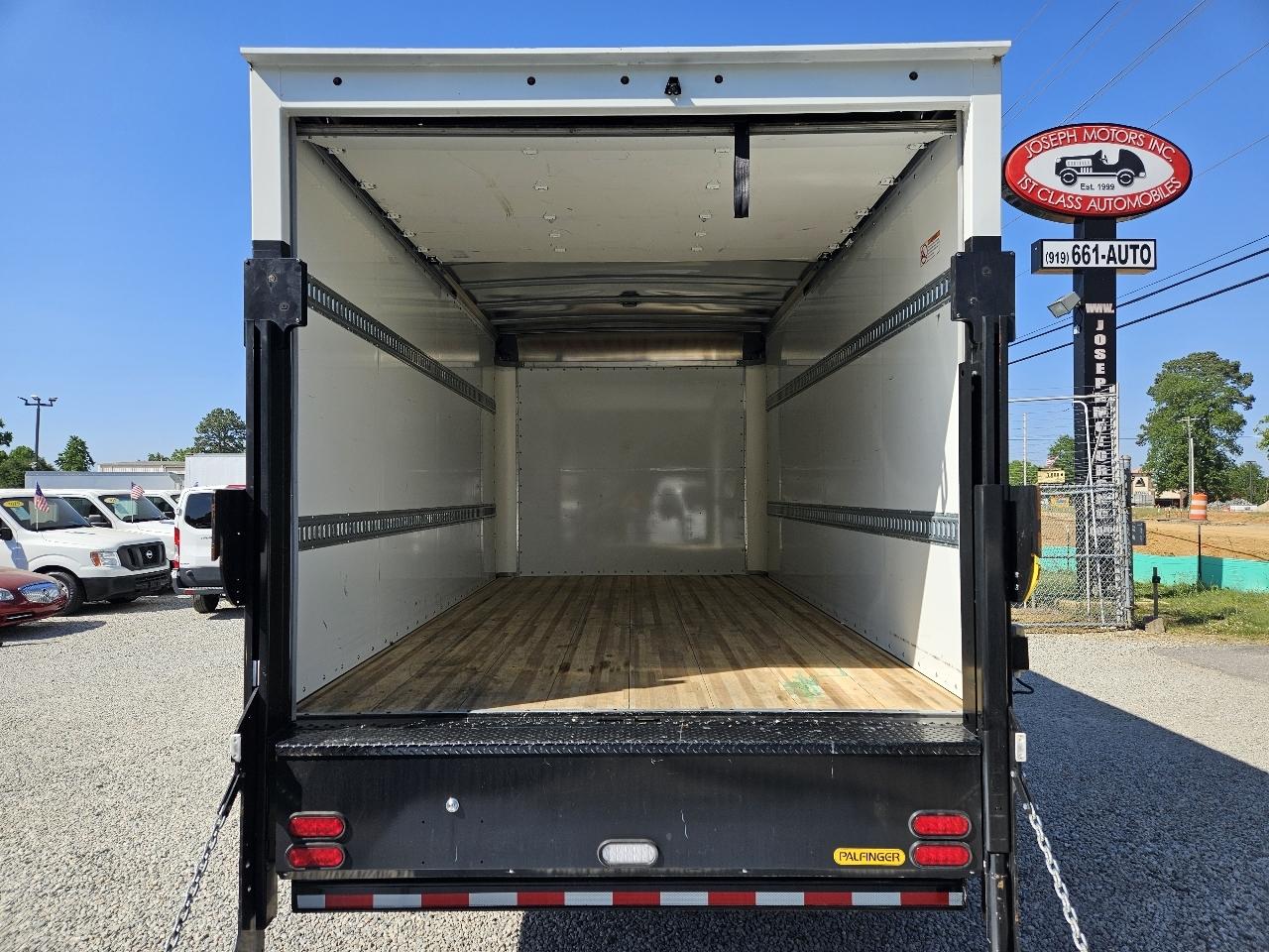 Chevrolet 4500 LCF Gas  2023