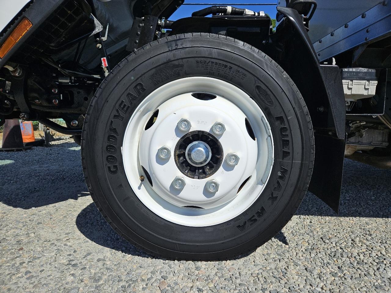 Chevrolet 4500 LCF Gas  2023