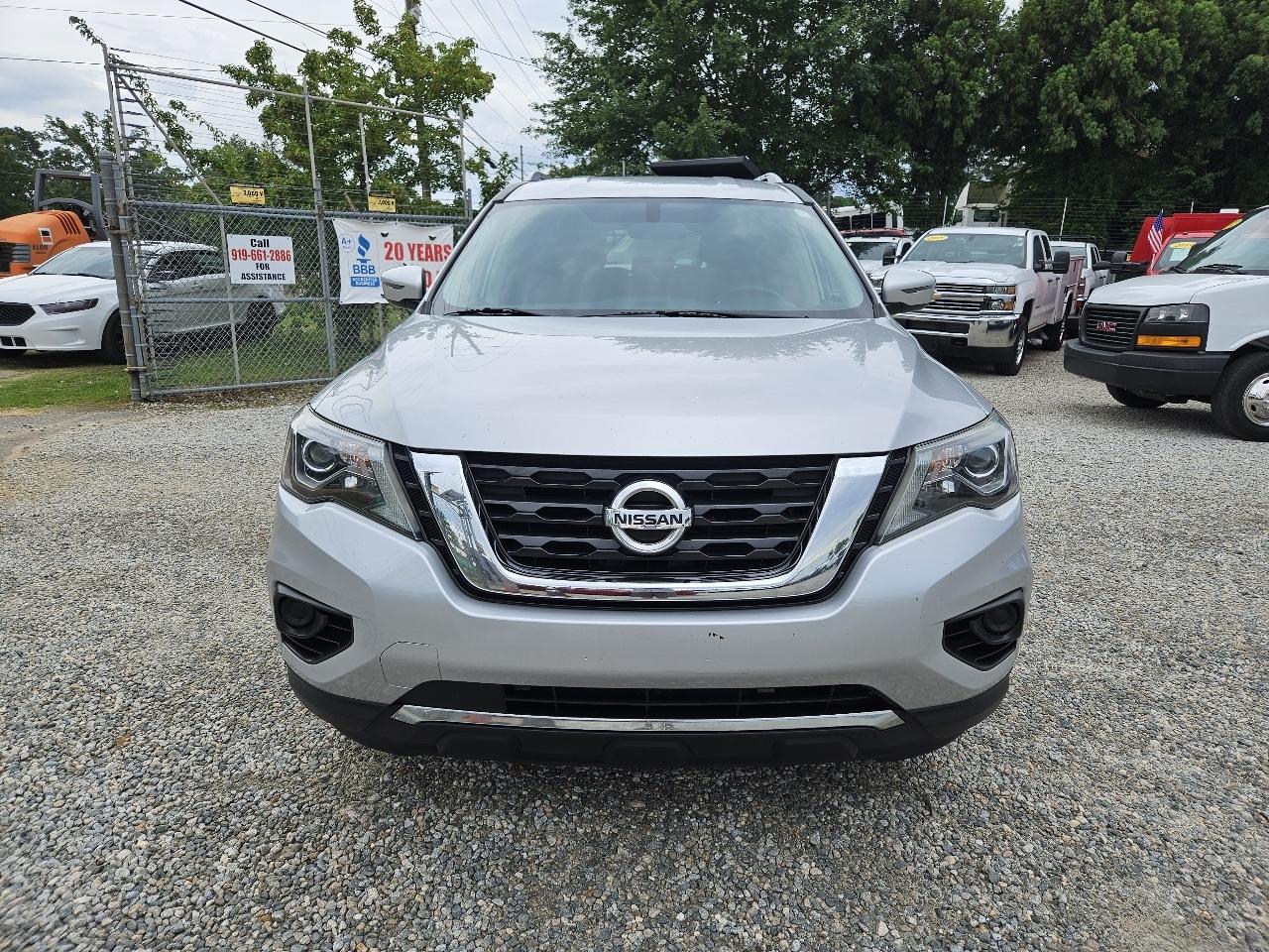 Nissan Pathfinder  2019