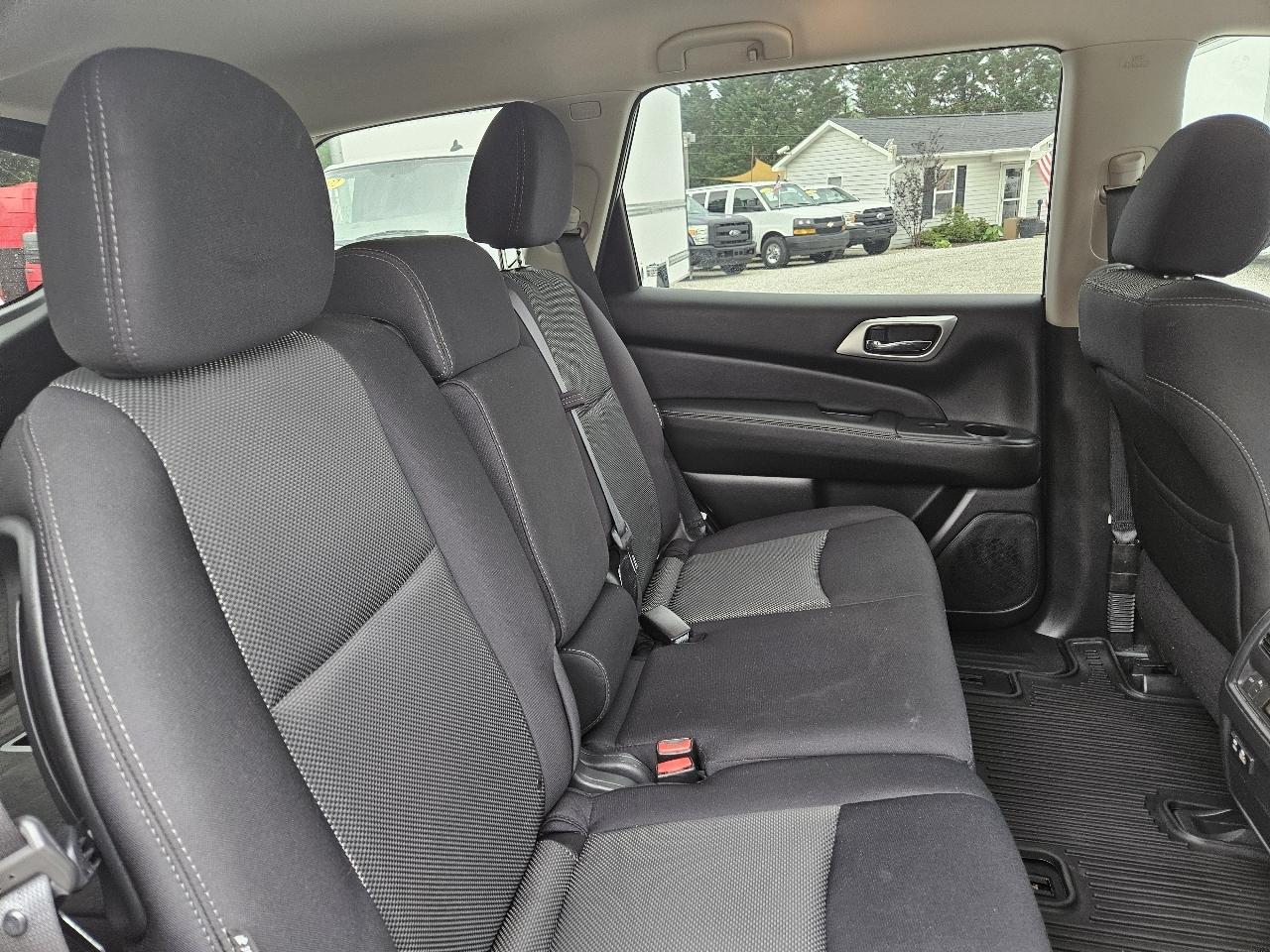 Nissan Pathfinder  2019