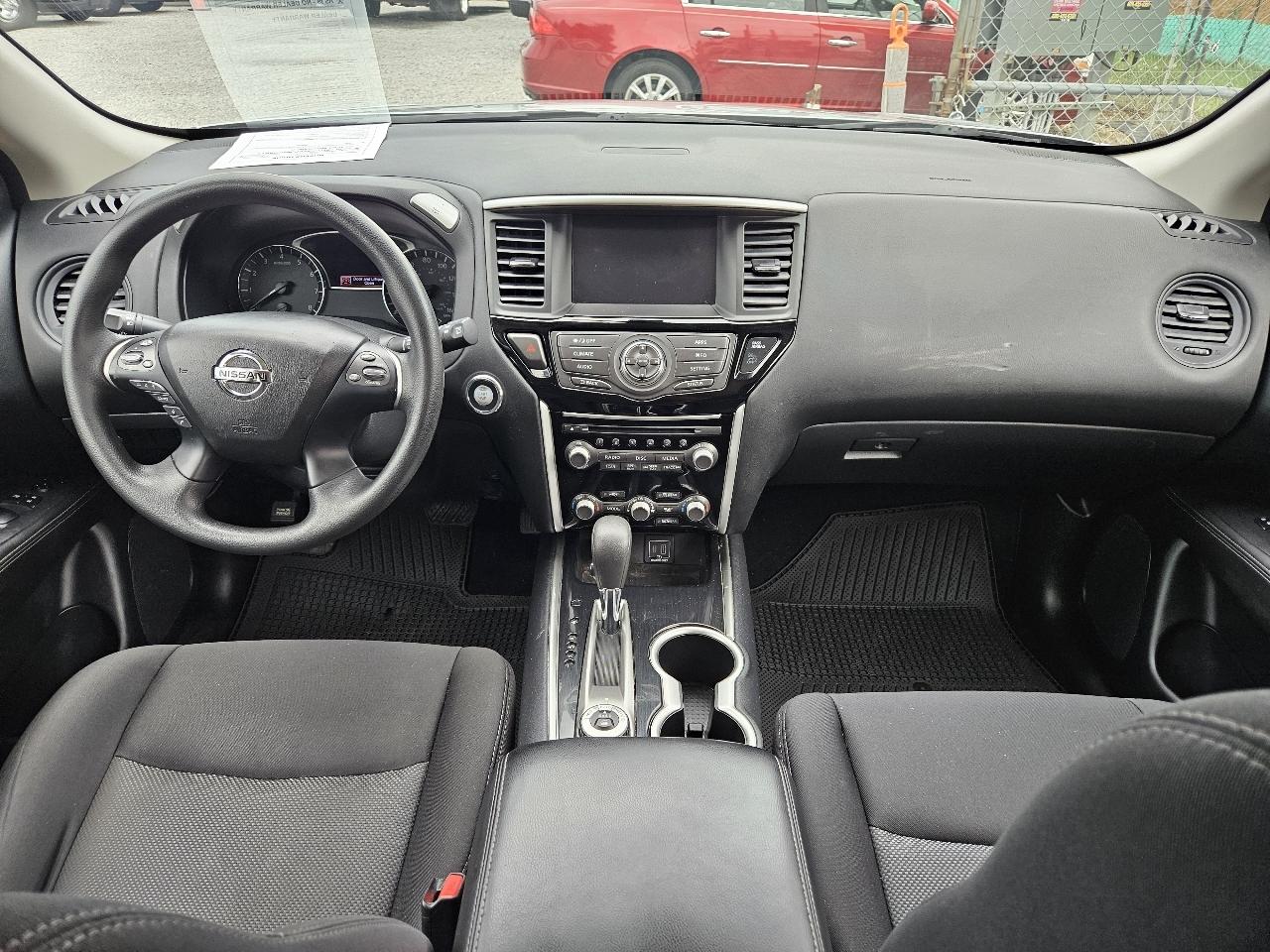 Nissan Pathfinder  2019