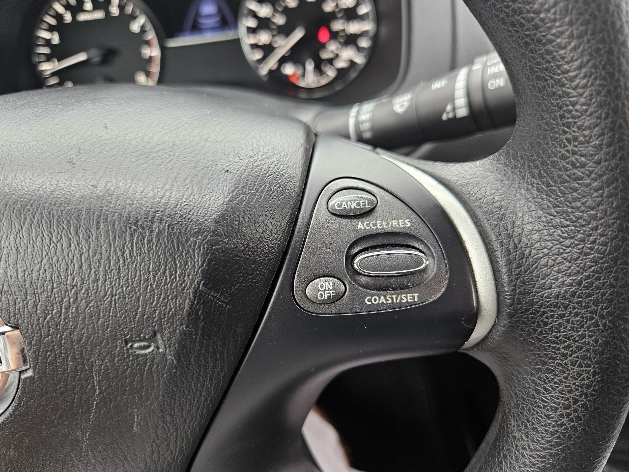 Nissan Pathfinder  2019