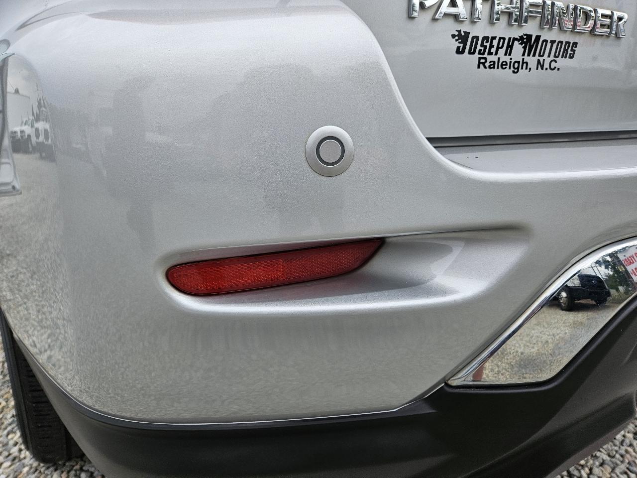 Nissan Pathfinder  2019