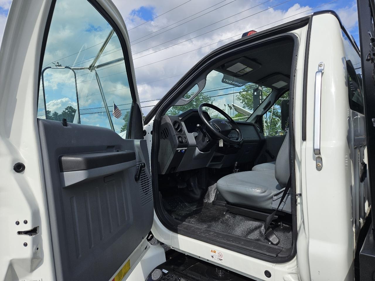 Ford F-750  2011