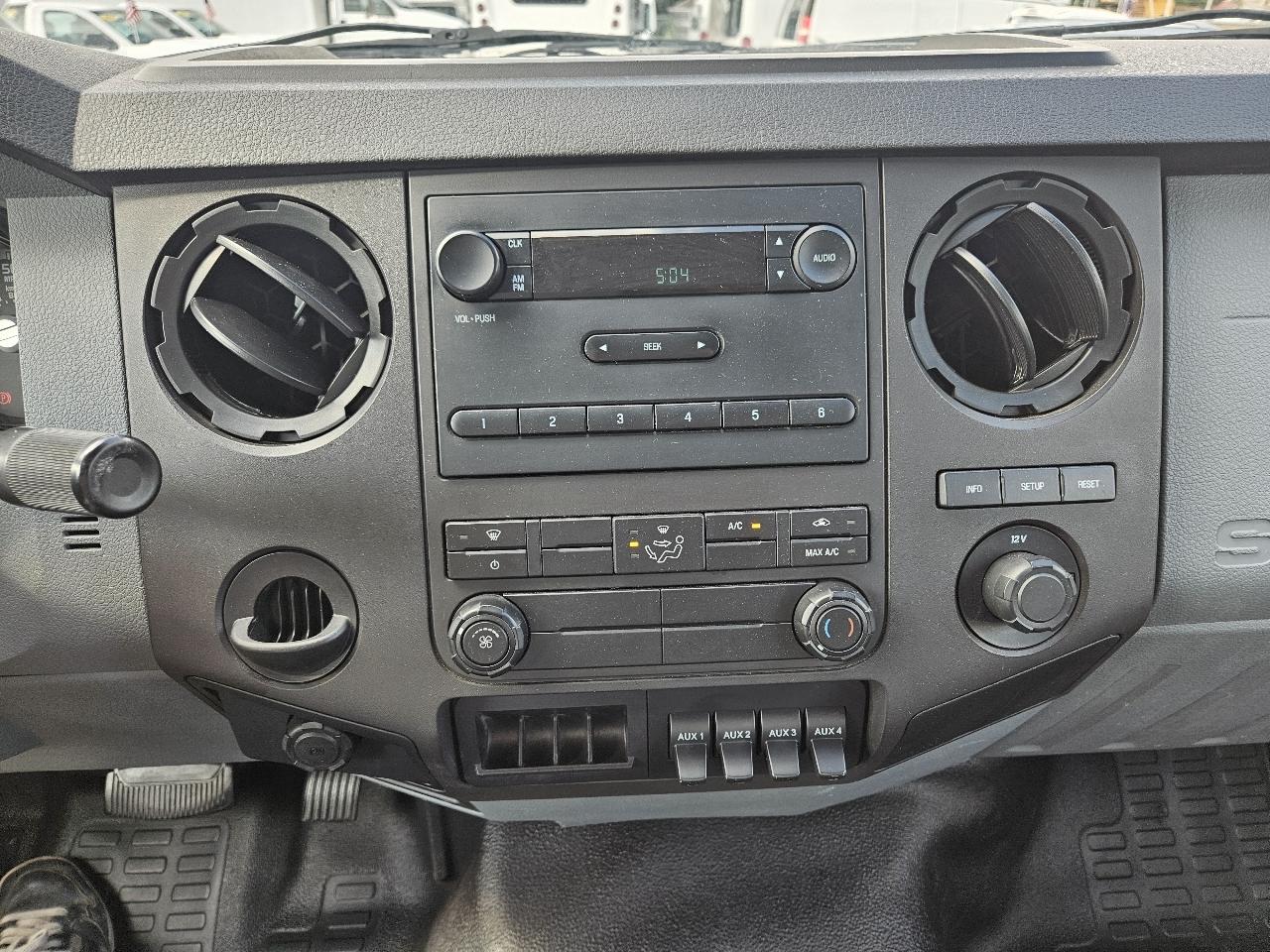 Ford F-750  2011