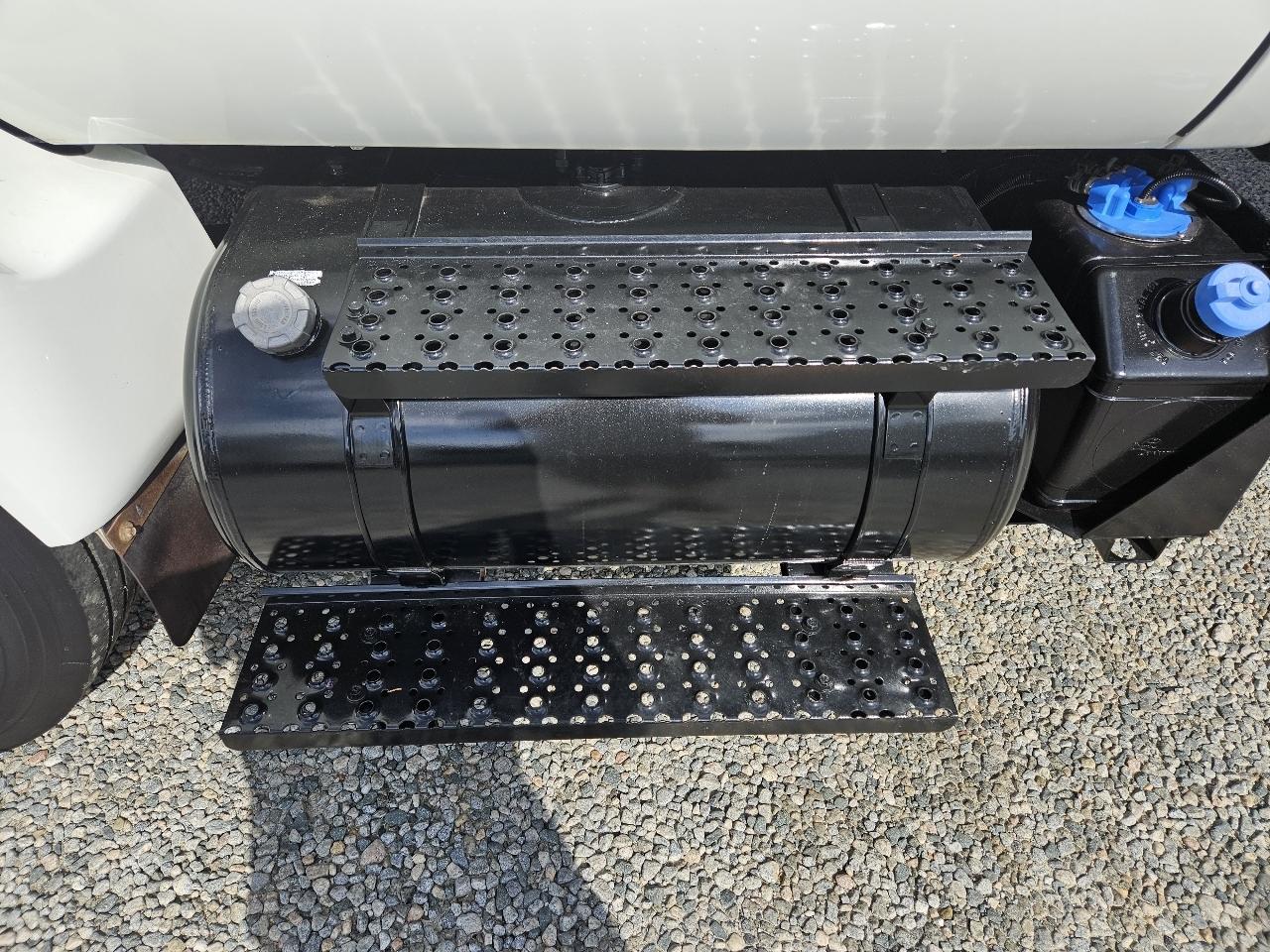 Ford F-750  2011