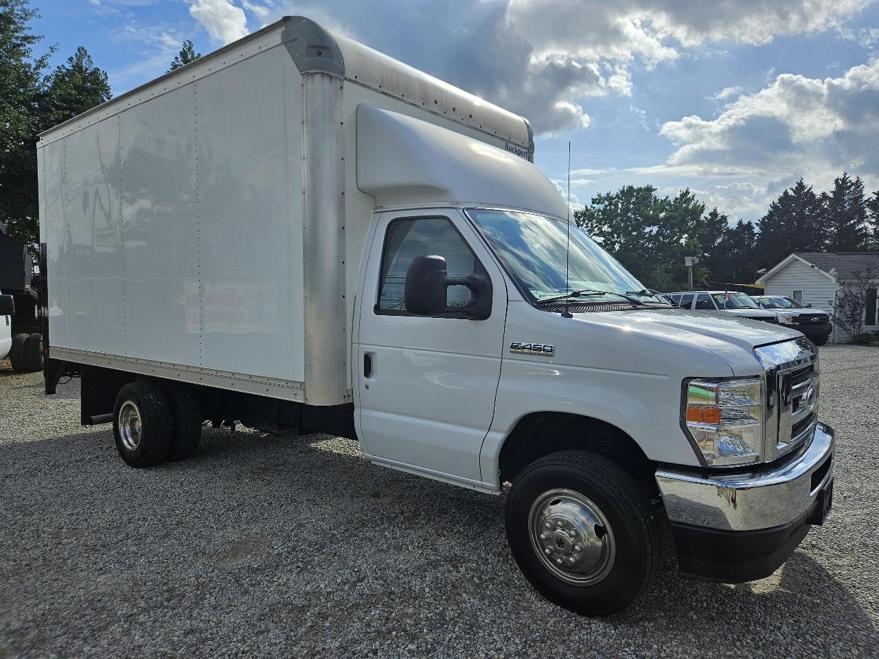 Ford Econoline  2022