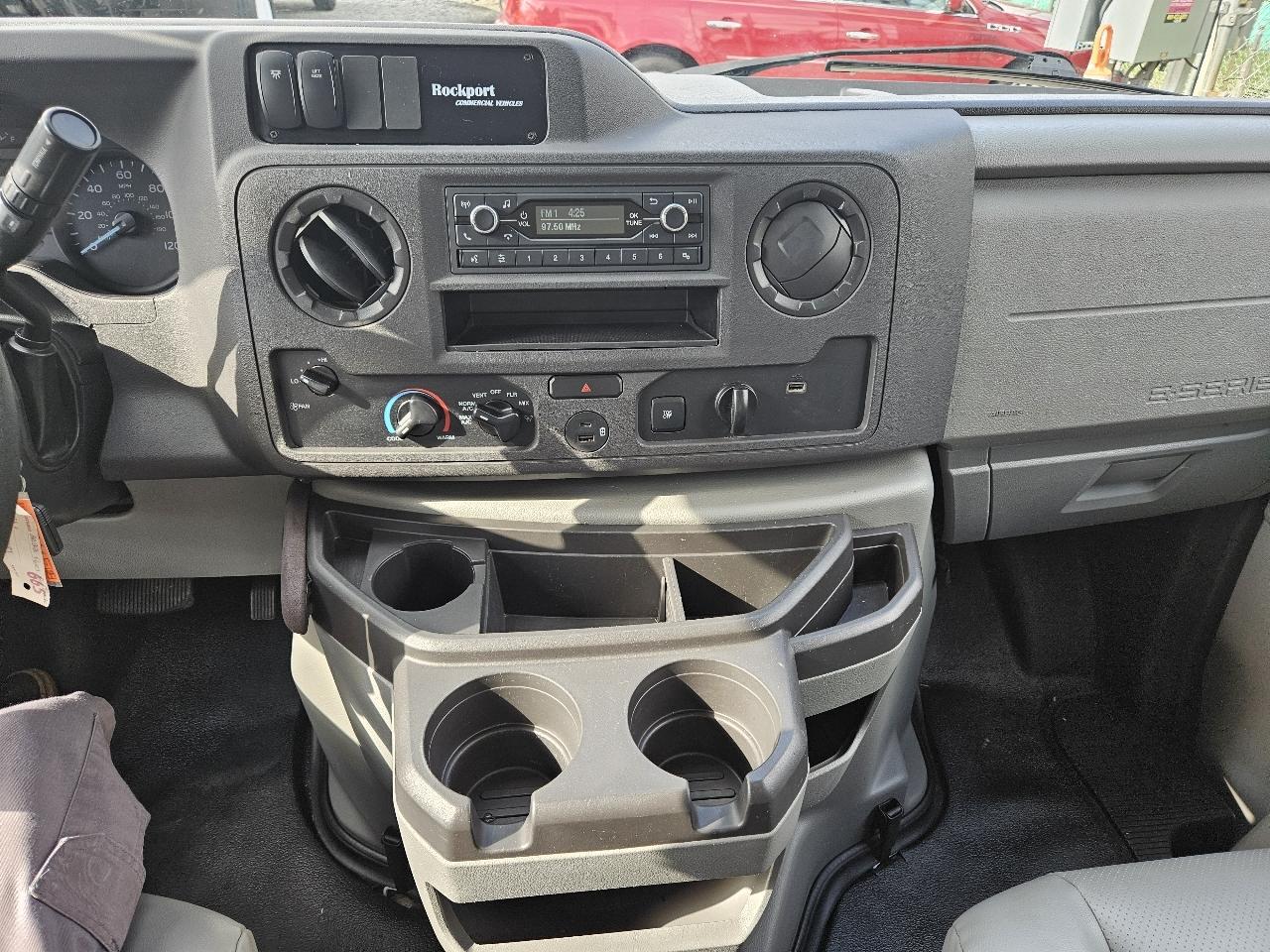 Ford Econoline  2022