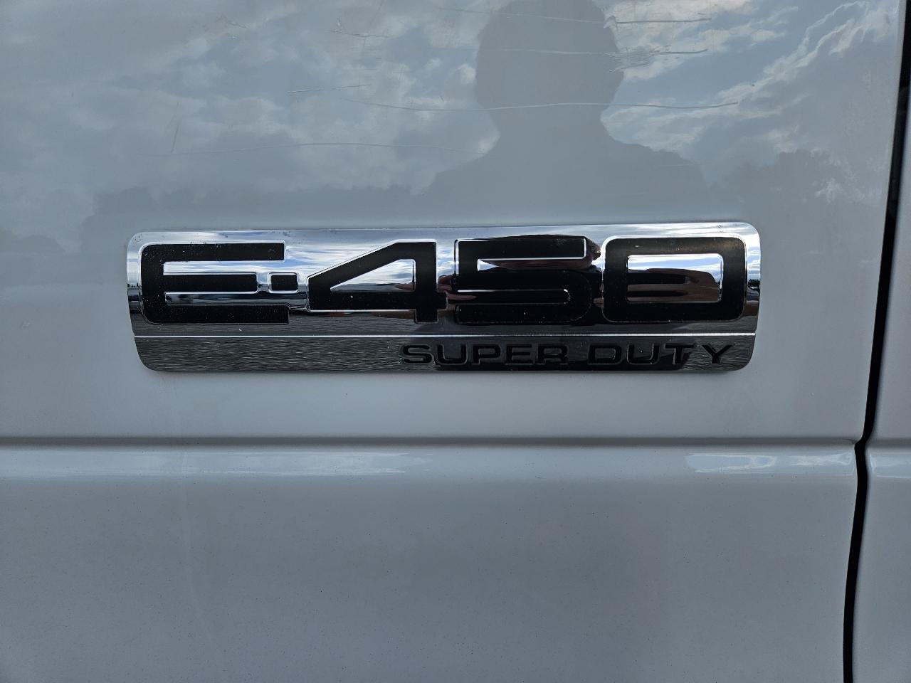 Ford Econoline  2022