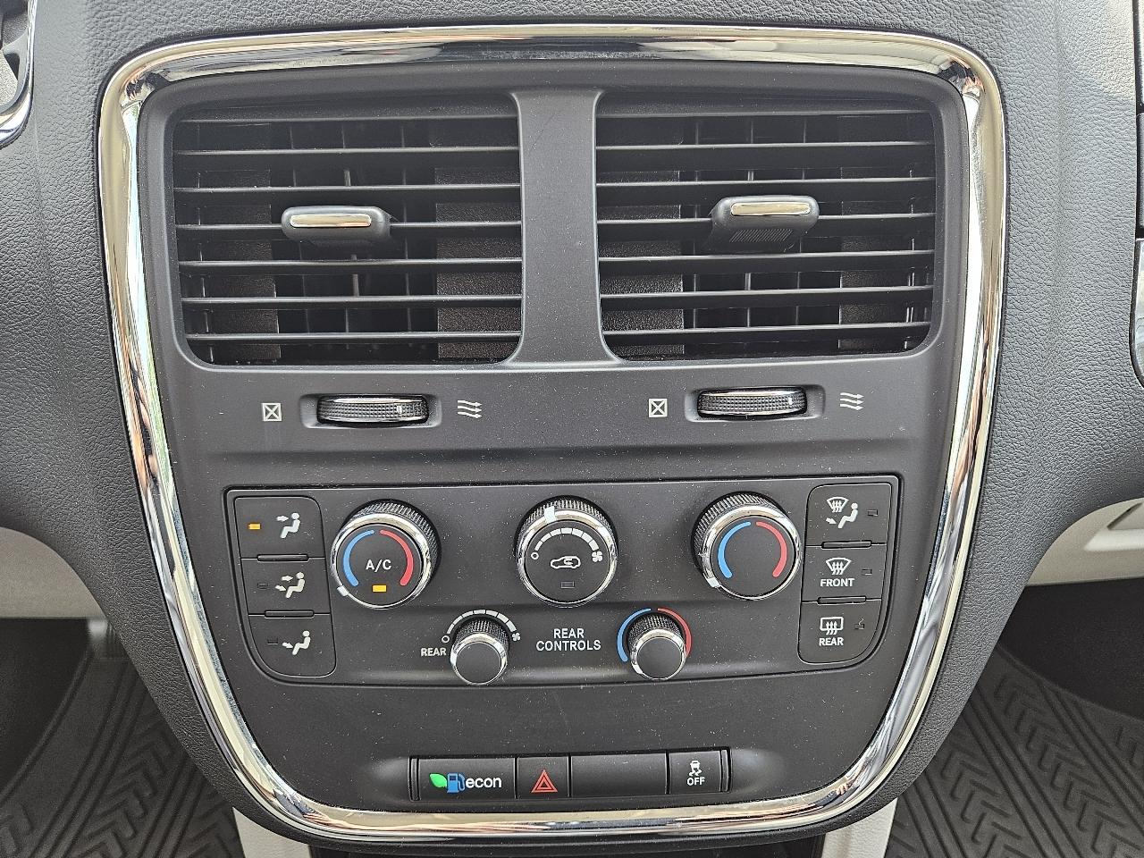 Dodge Grand Caravan  2017