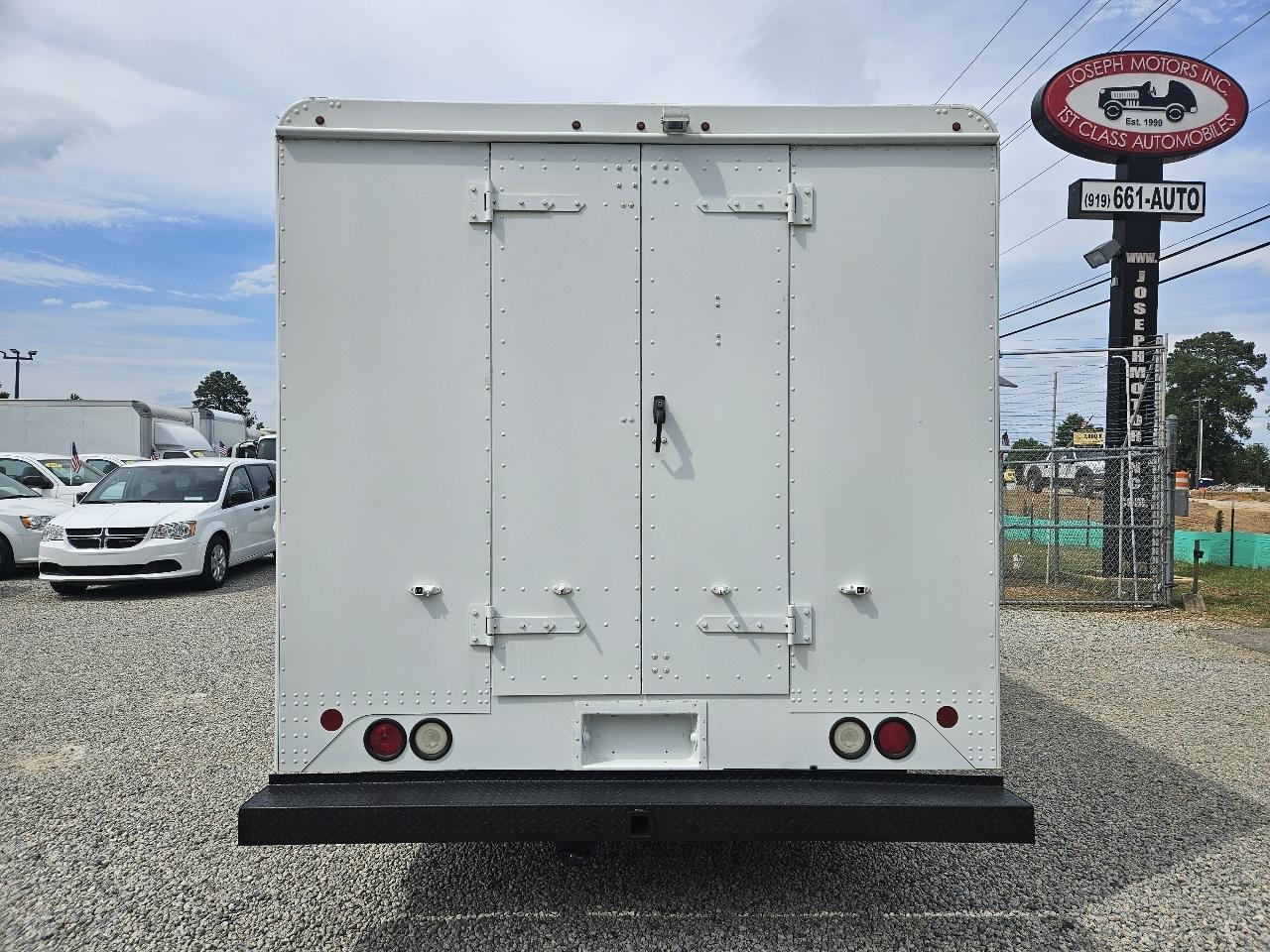Ford Econoline  2015