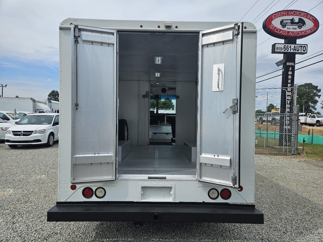 Ford Econoline  2015