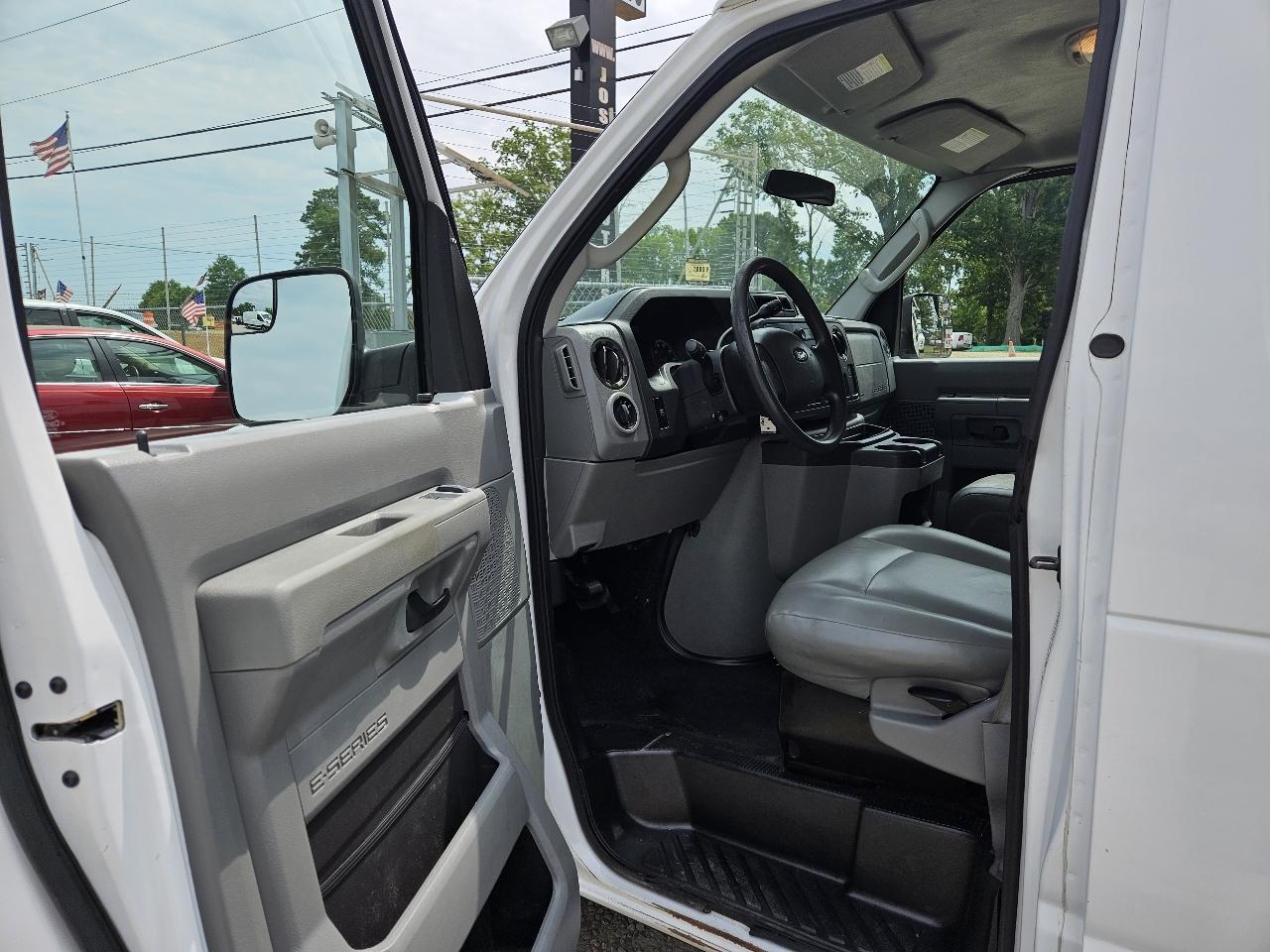 Ford Econoline Cargo Van  2012