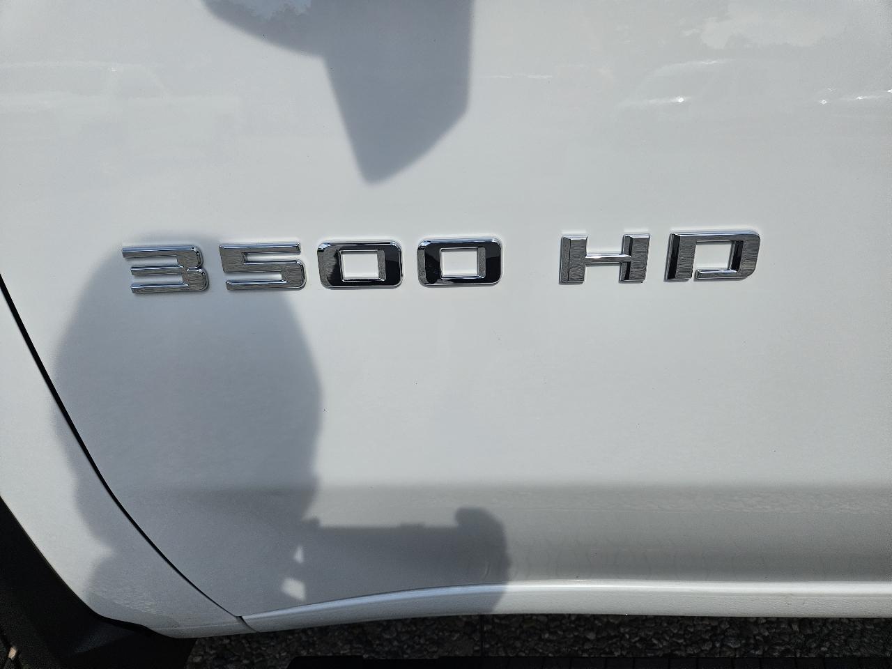 Chevrolet Silverado 3500HD  2024