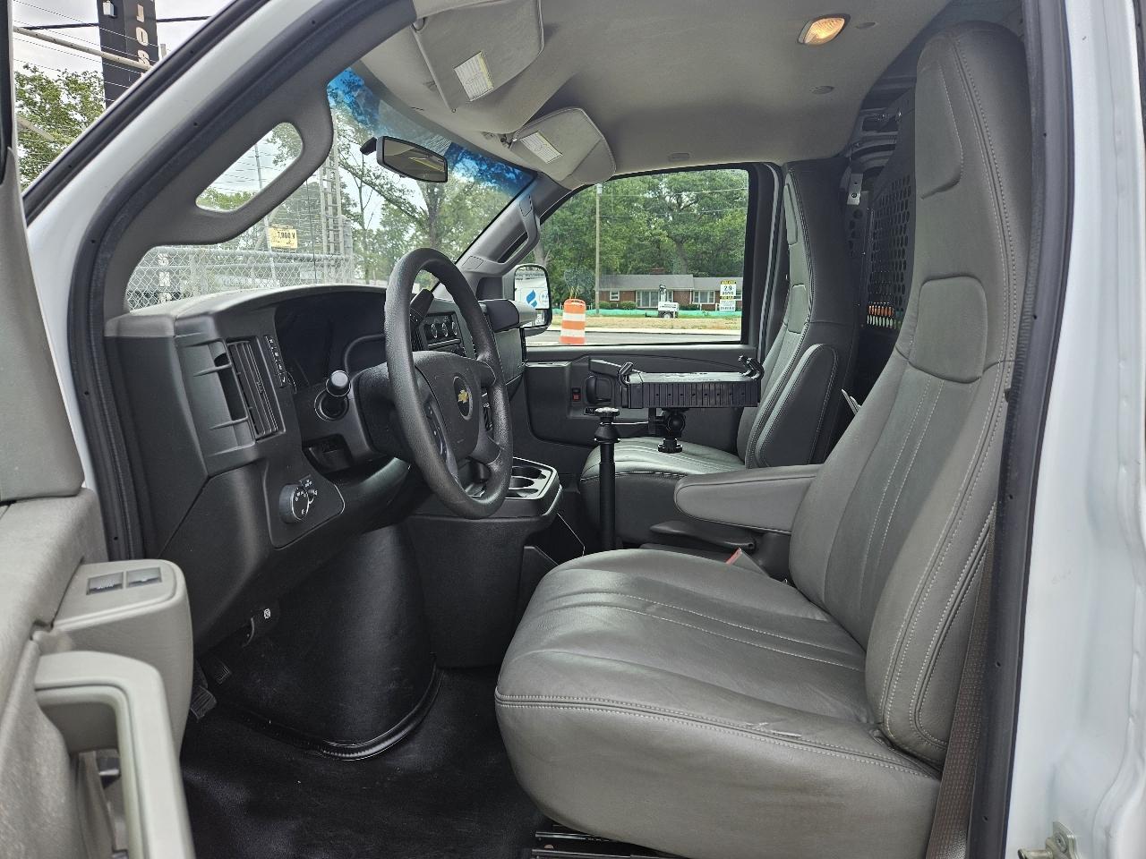 Chevrolet Express  2017