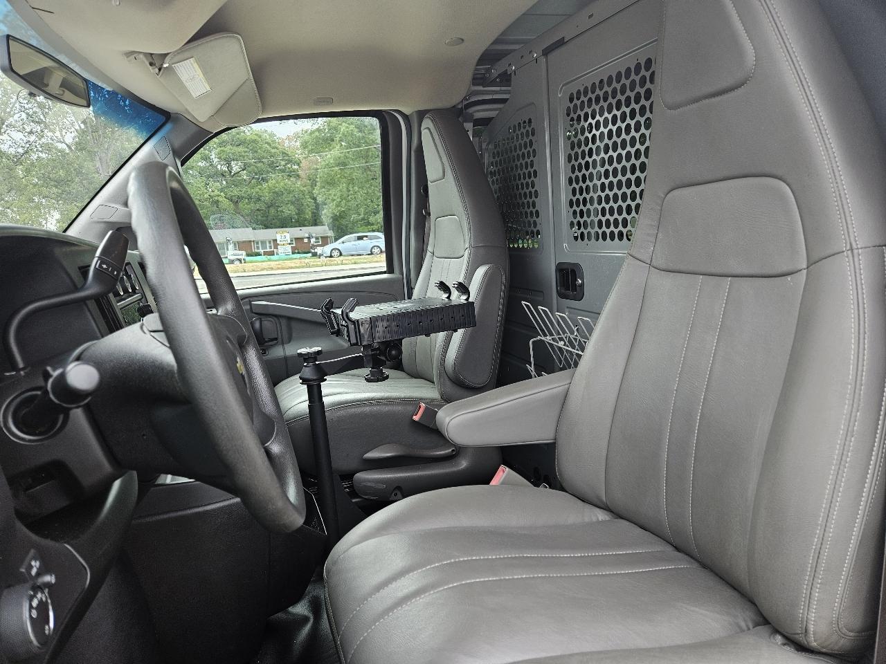Chevrolet Express  2017