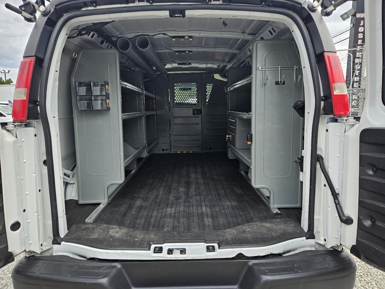 Chevrolet Express  2017