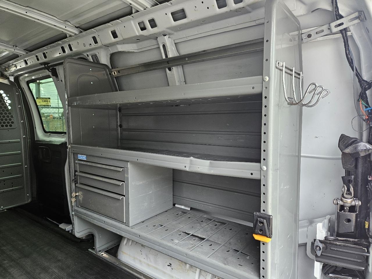 Chevrolet Express  2017