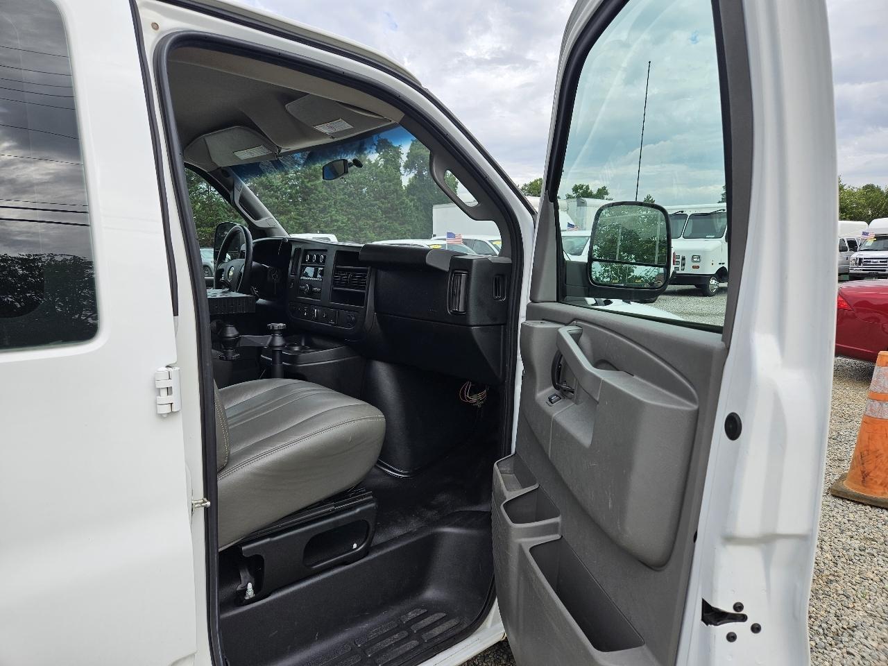 Chevrolet Express  2017