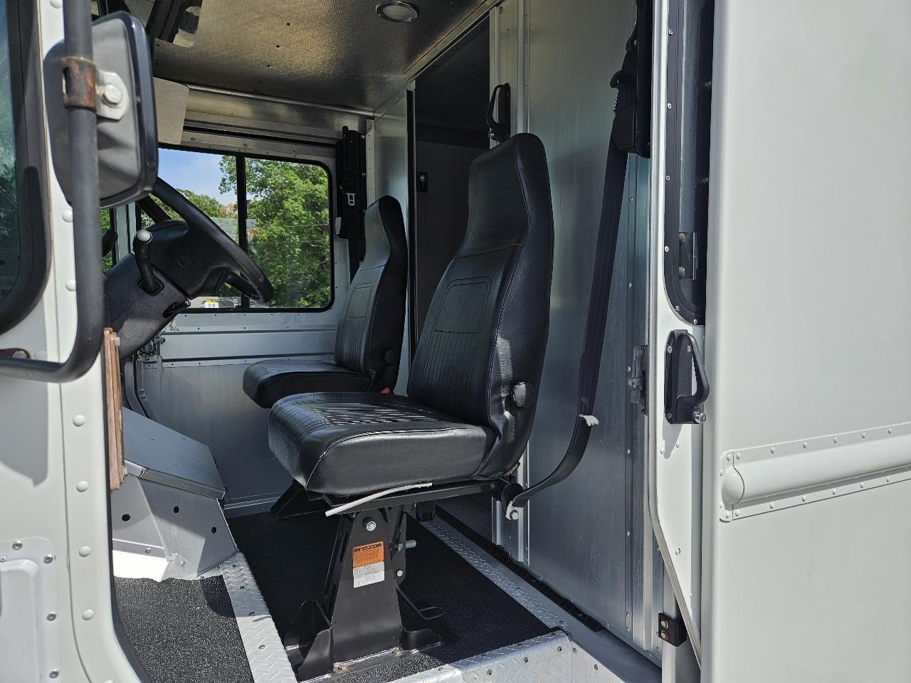 Ford Econoline  2018