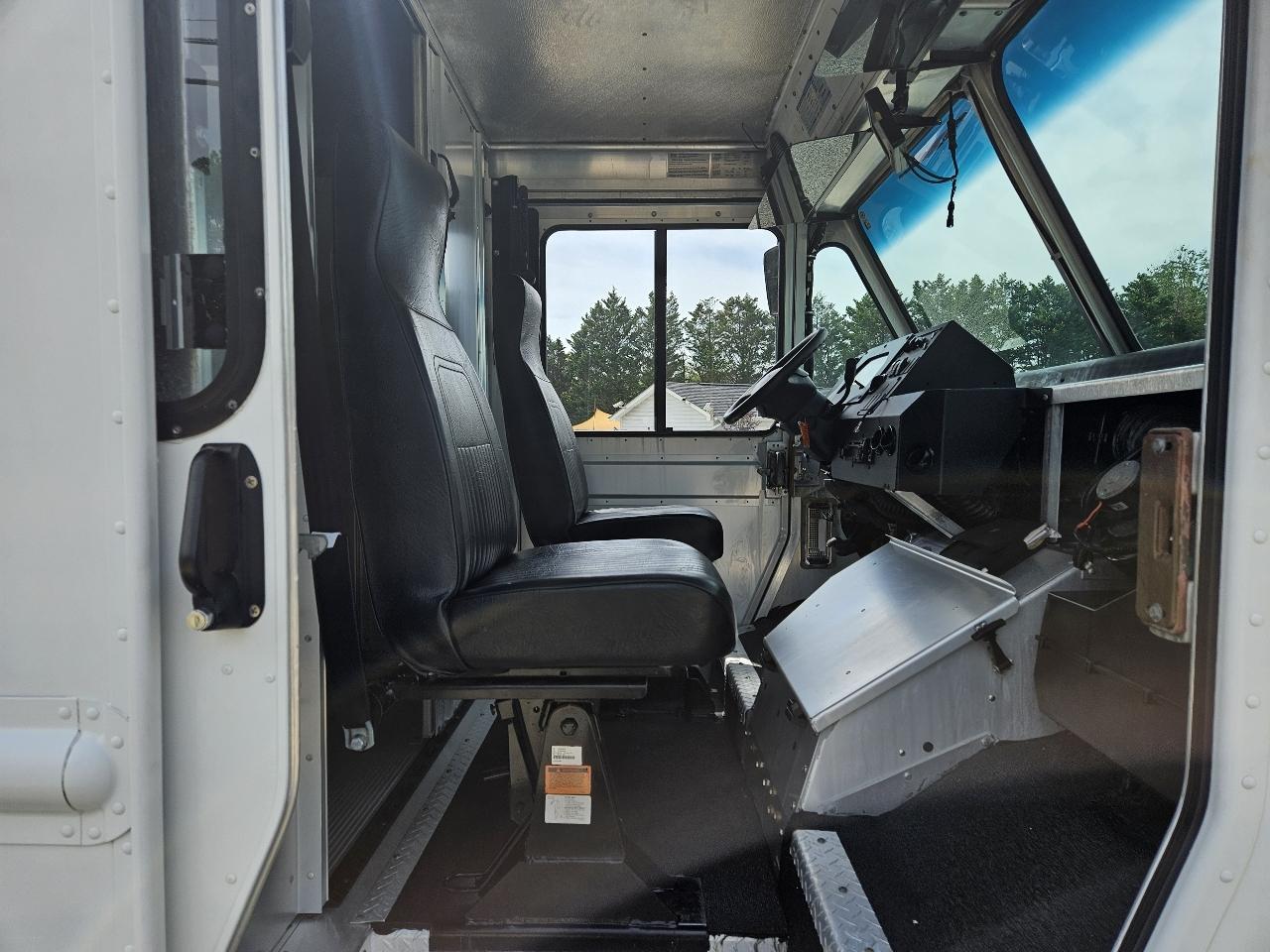 Ford Econoline  2018