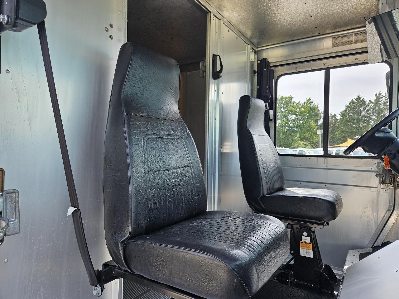 Ford Econoline  2018