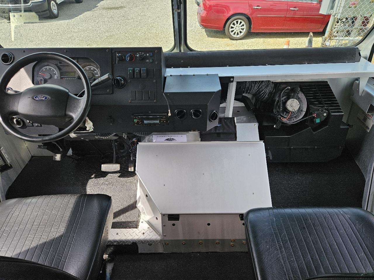 Ford Econoline  2018