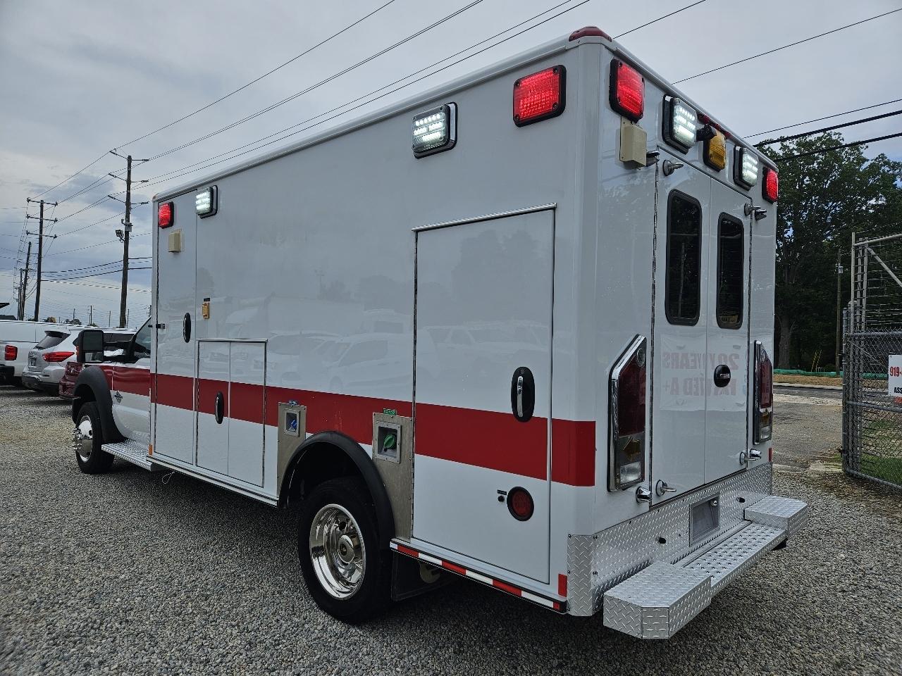 Ford F-450 SD  2013