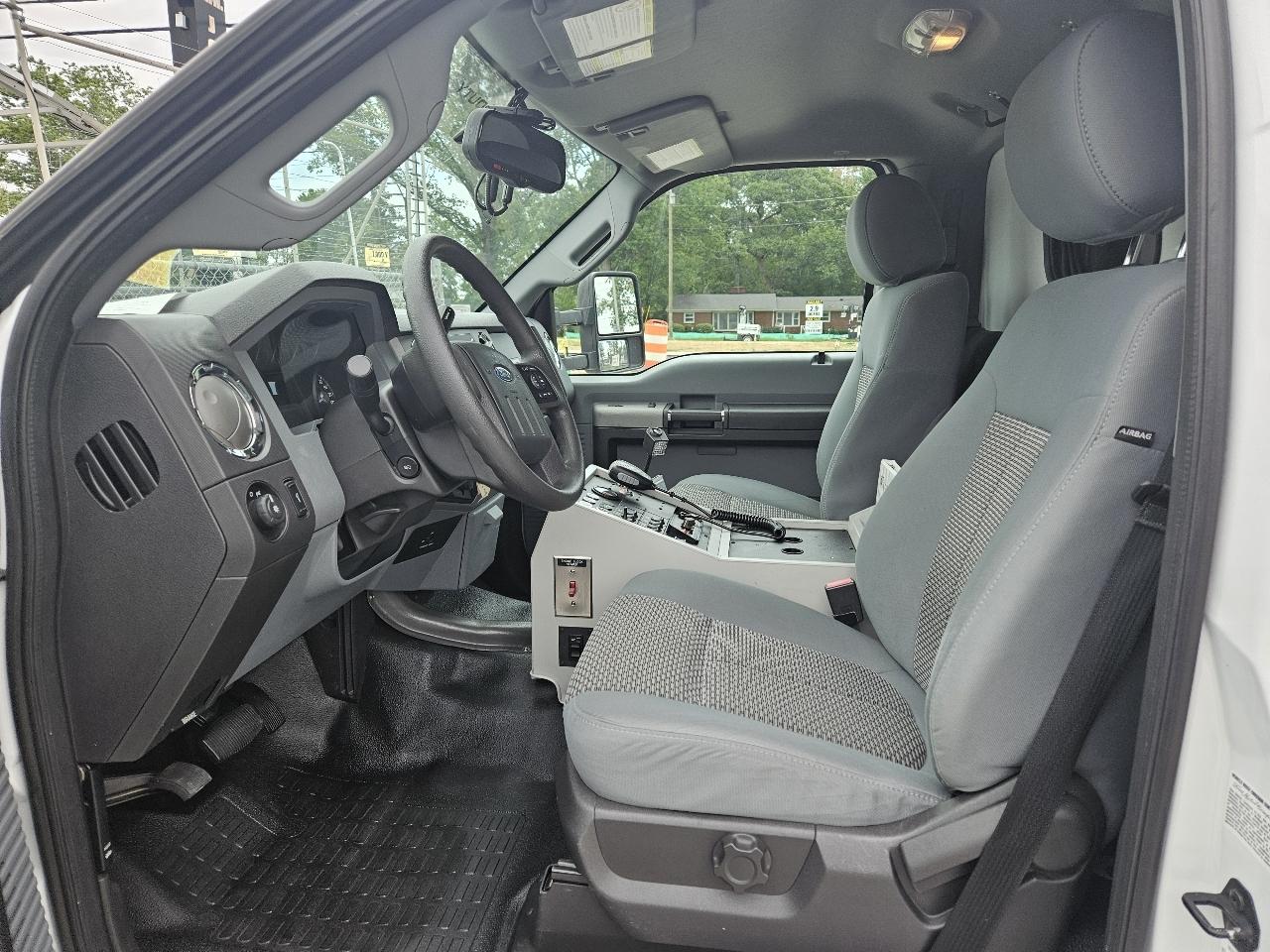 Ford F-450 SD  2013