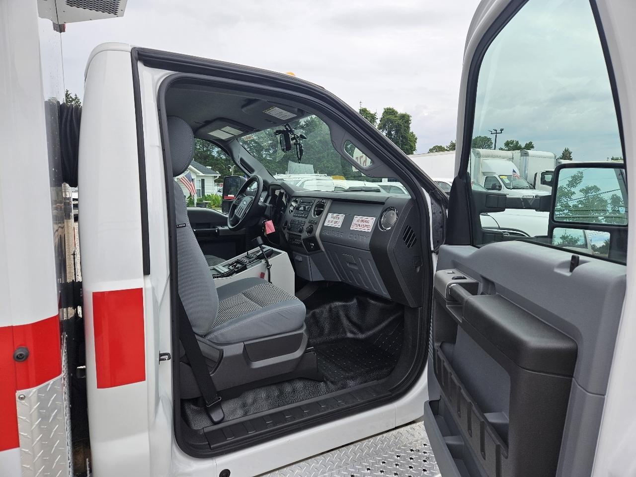 Ford F-450 SD  2013