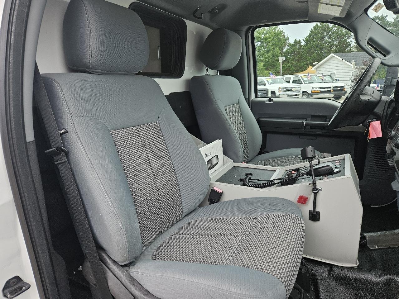 Ford F-450 SD  2013