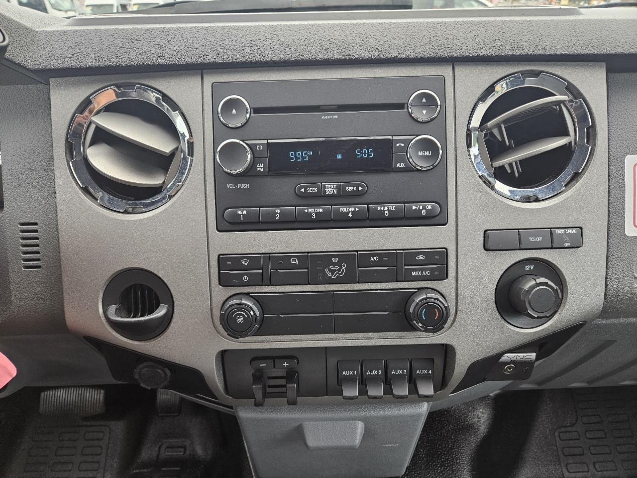 Ford F-450 SD  2013