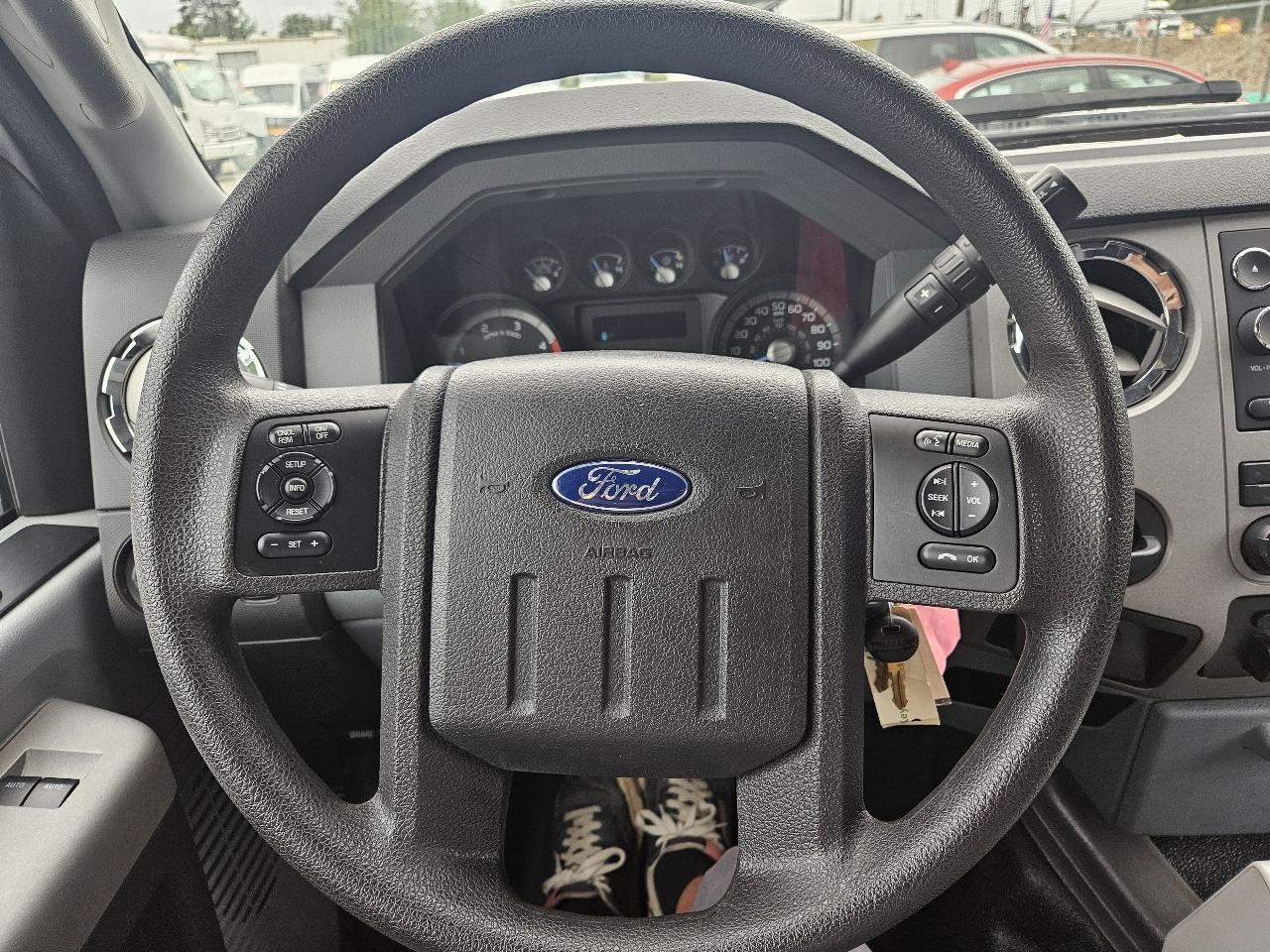 Ford F-450 SD  2013