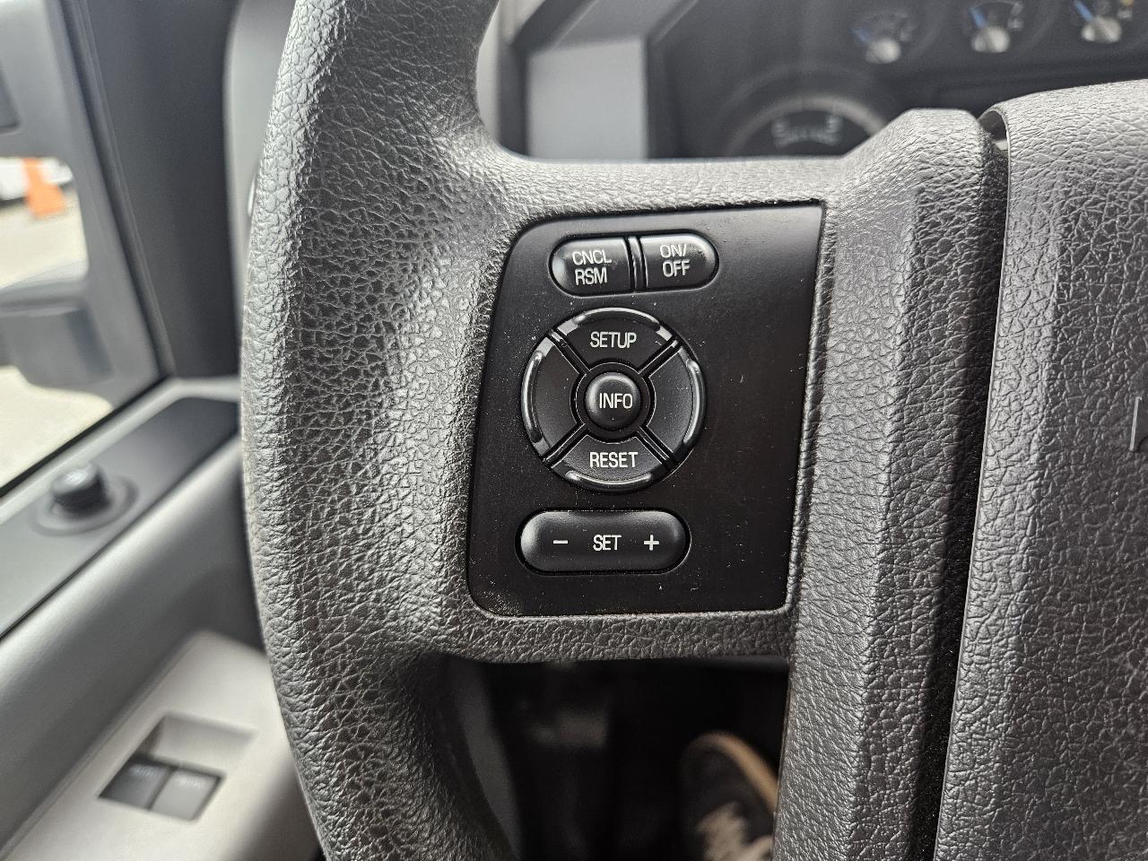 Ford F-450 SD  2013