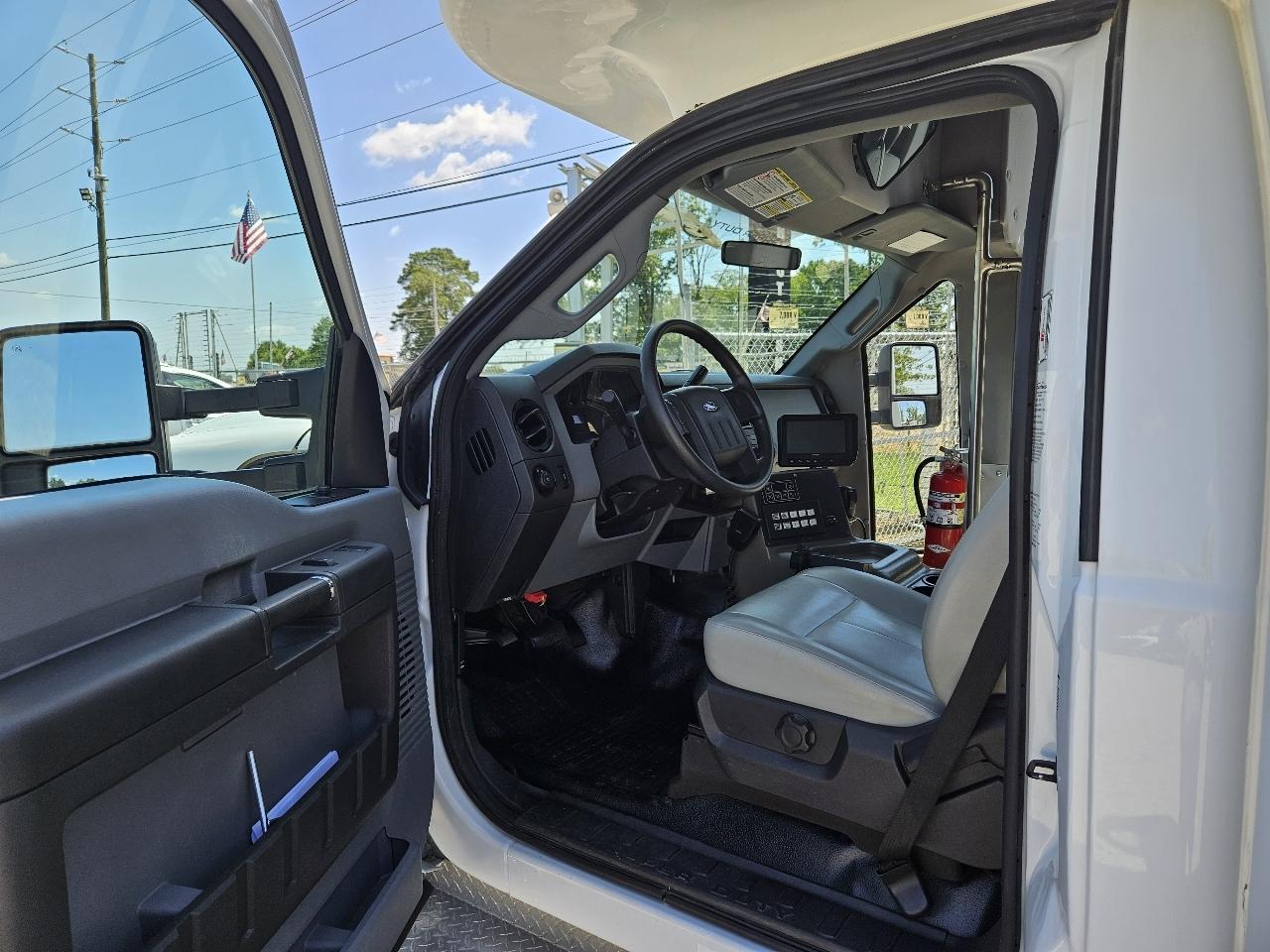 Ford F-450 SD  2012