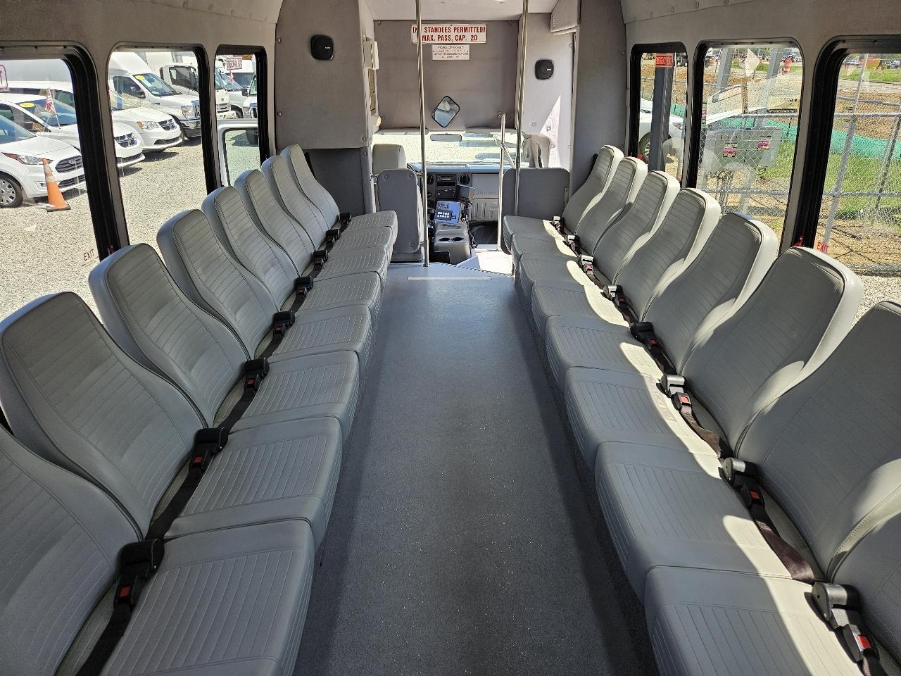 Ford F-450 SD  2012