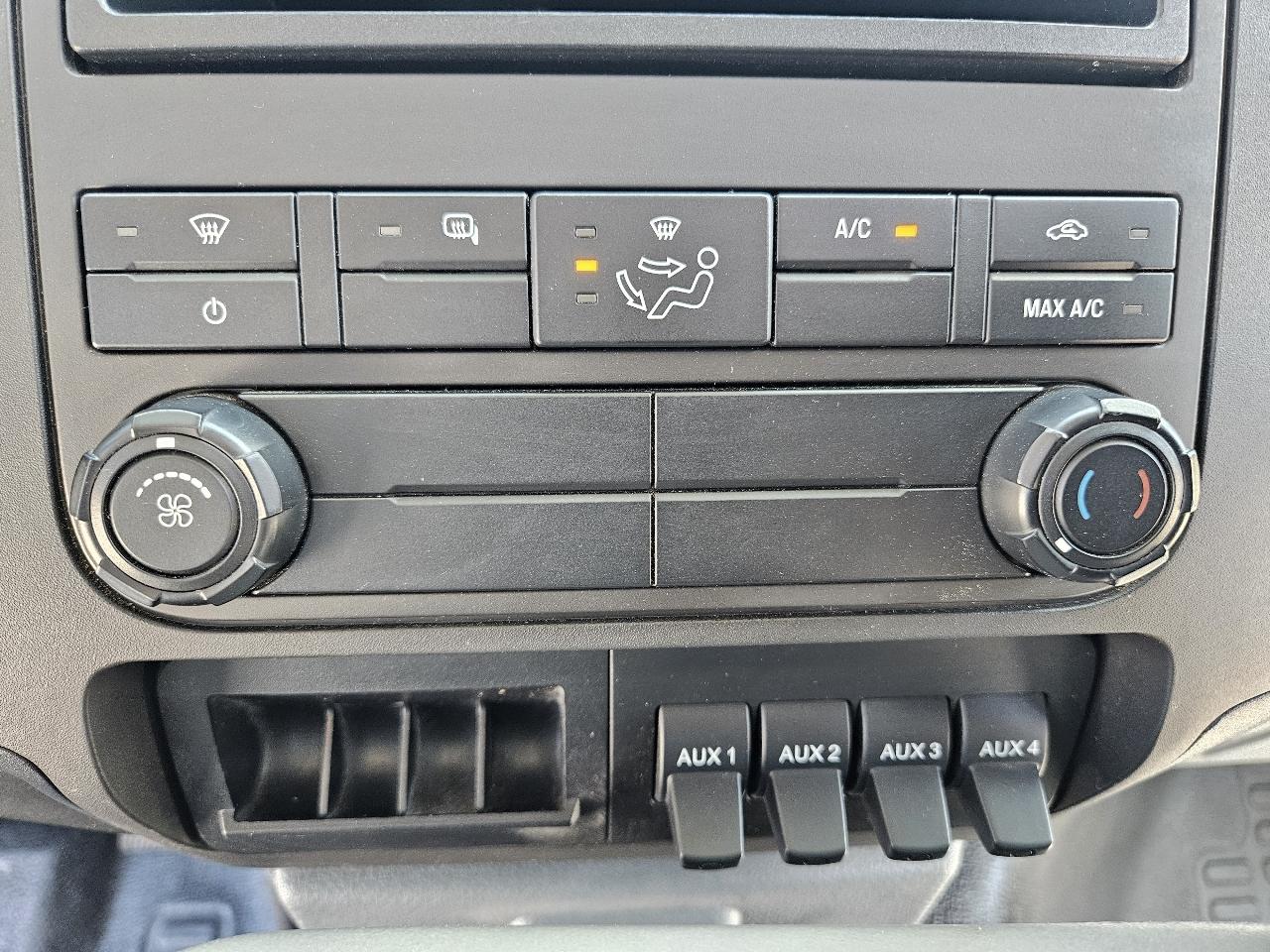Ford F-450 SD  2012