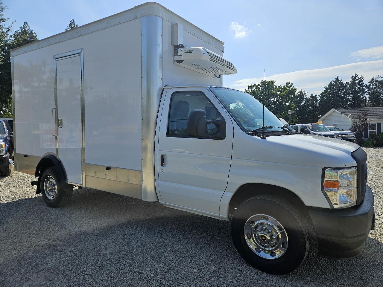 Ford Econoline  2024