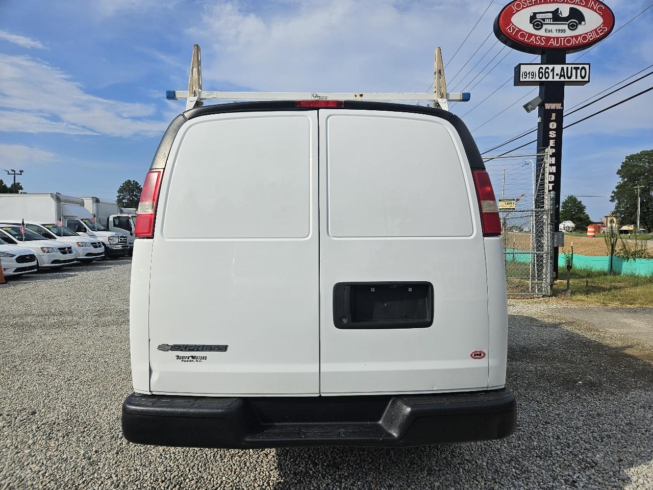 Chevrolet Express  2015
