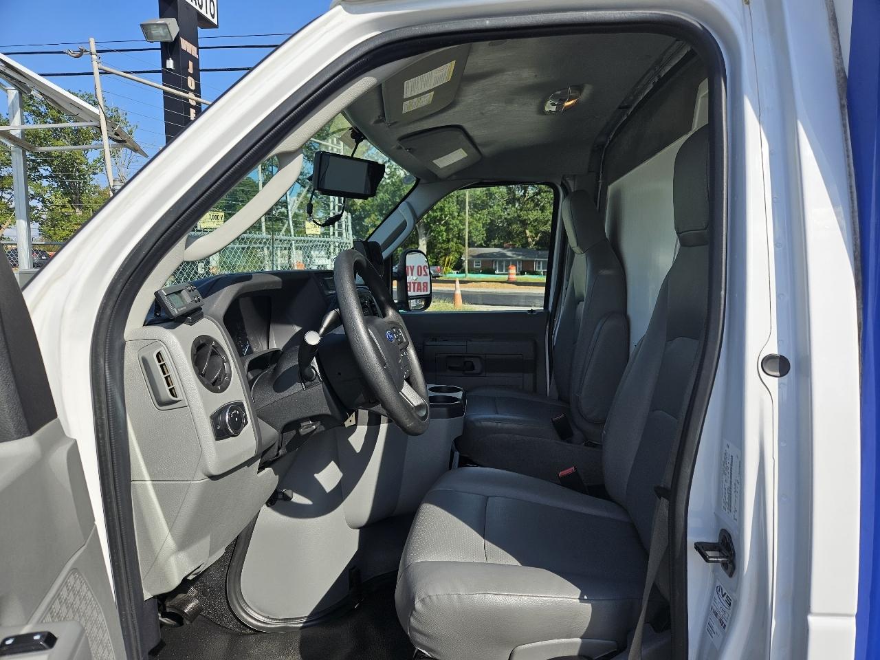 Ford Econoline  2023