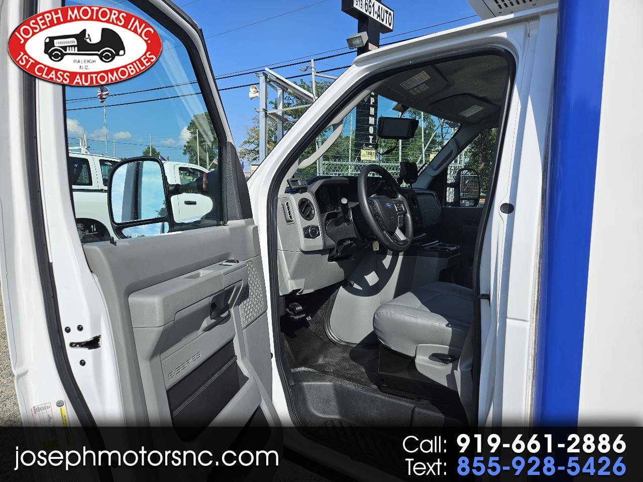 Ford Econoline  2023