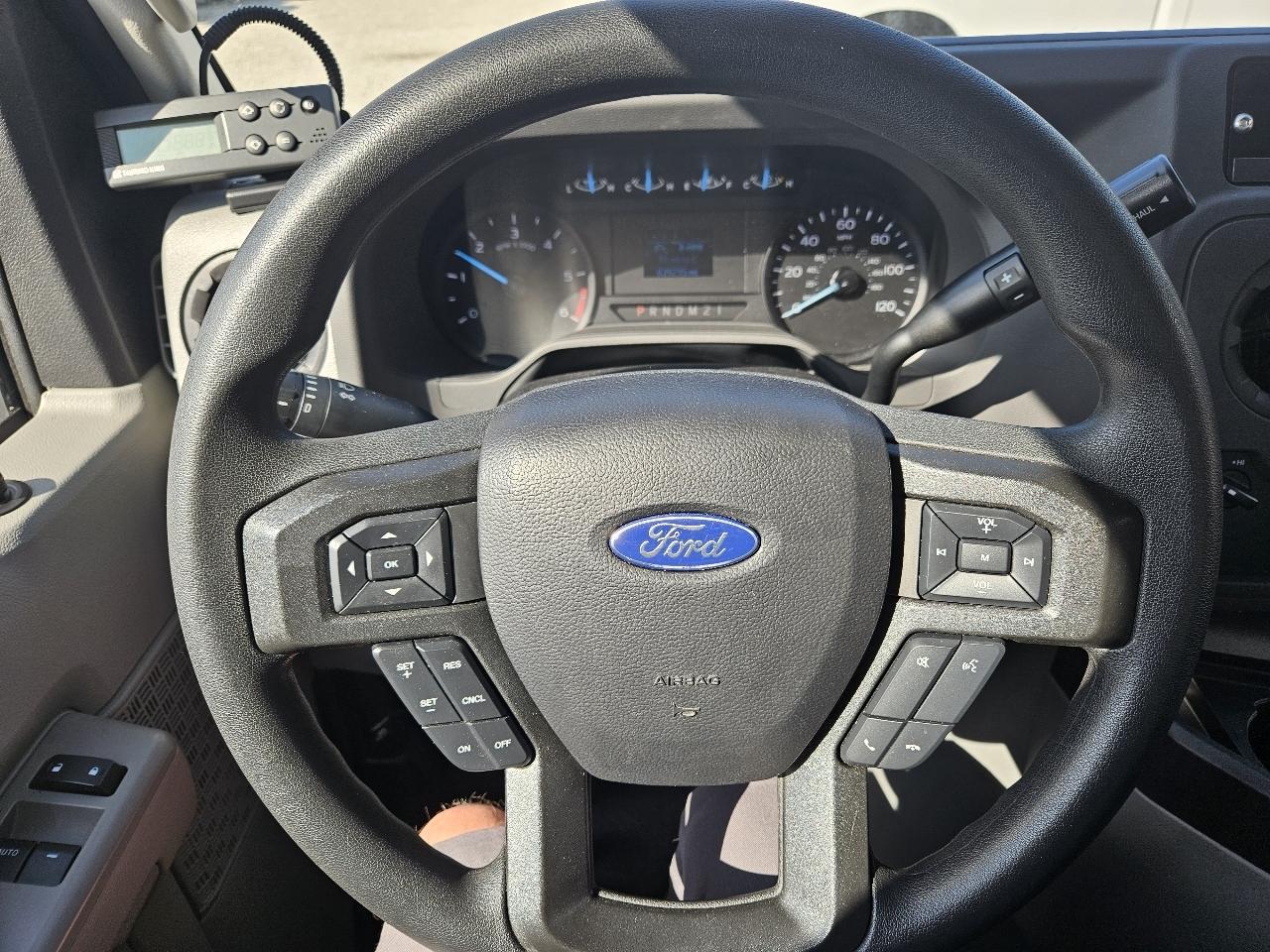 Ford Econoline  2023