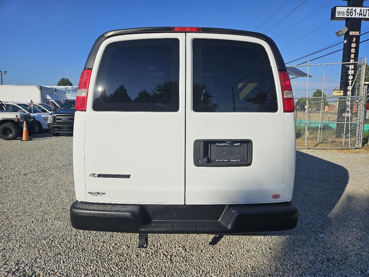Chevrolet Express  2022
